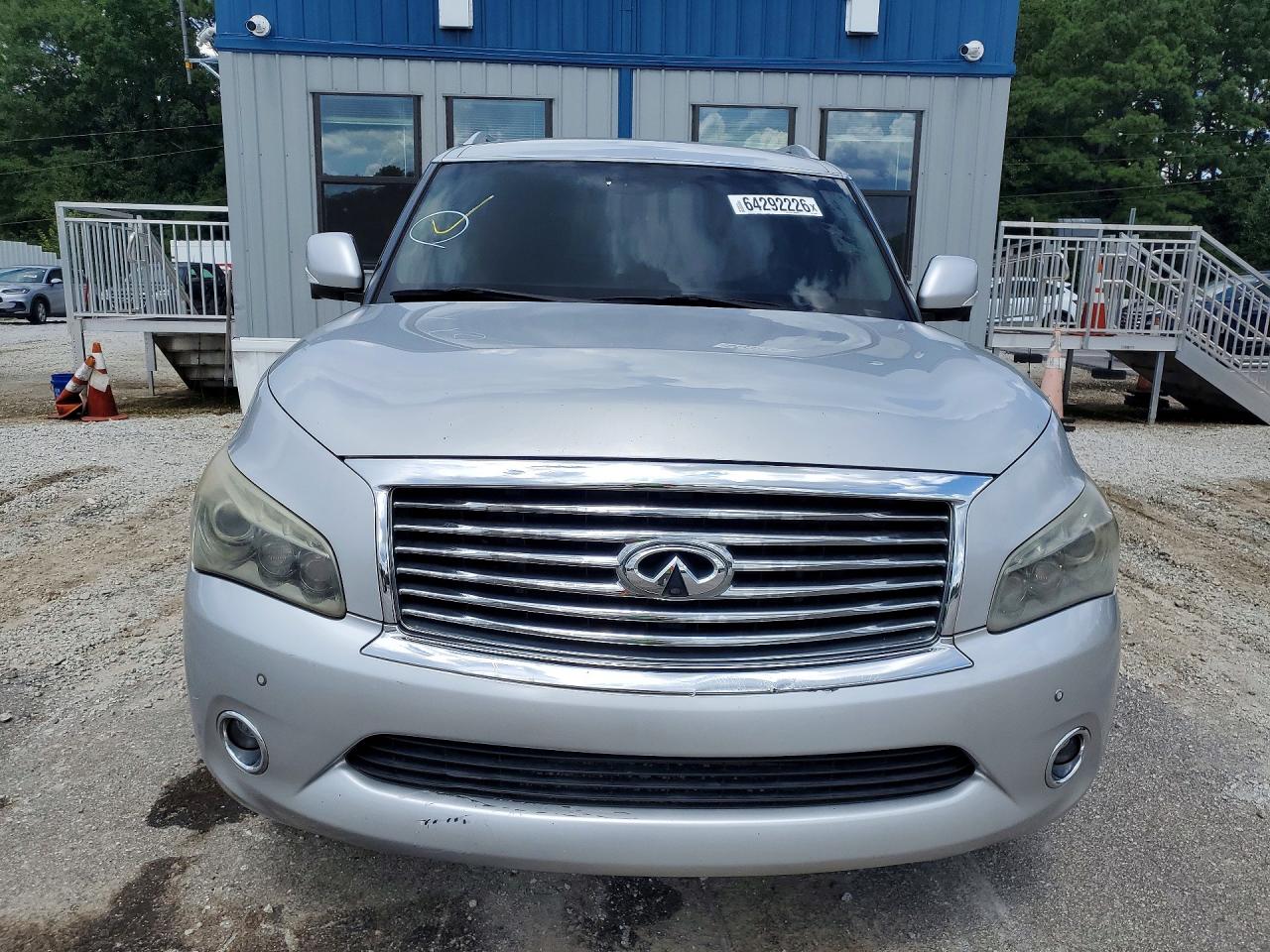JN8AZ2NC1B9300285 · 2011 INFINITI QX56 · 5/13