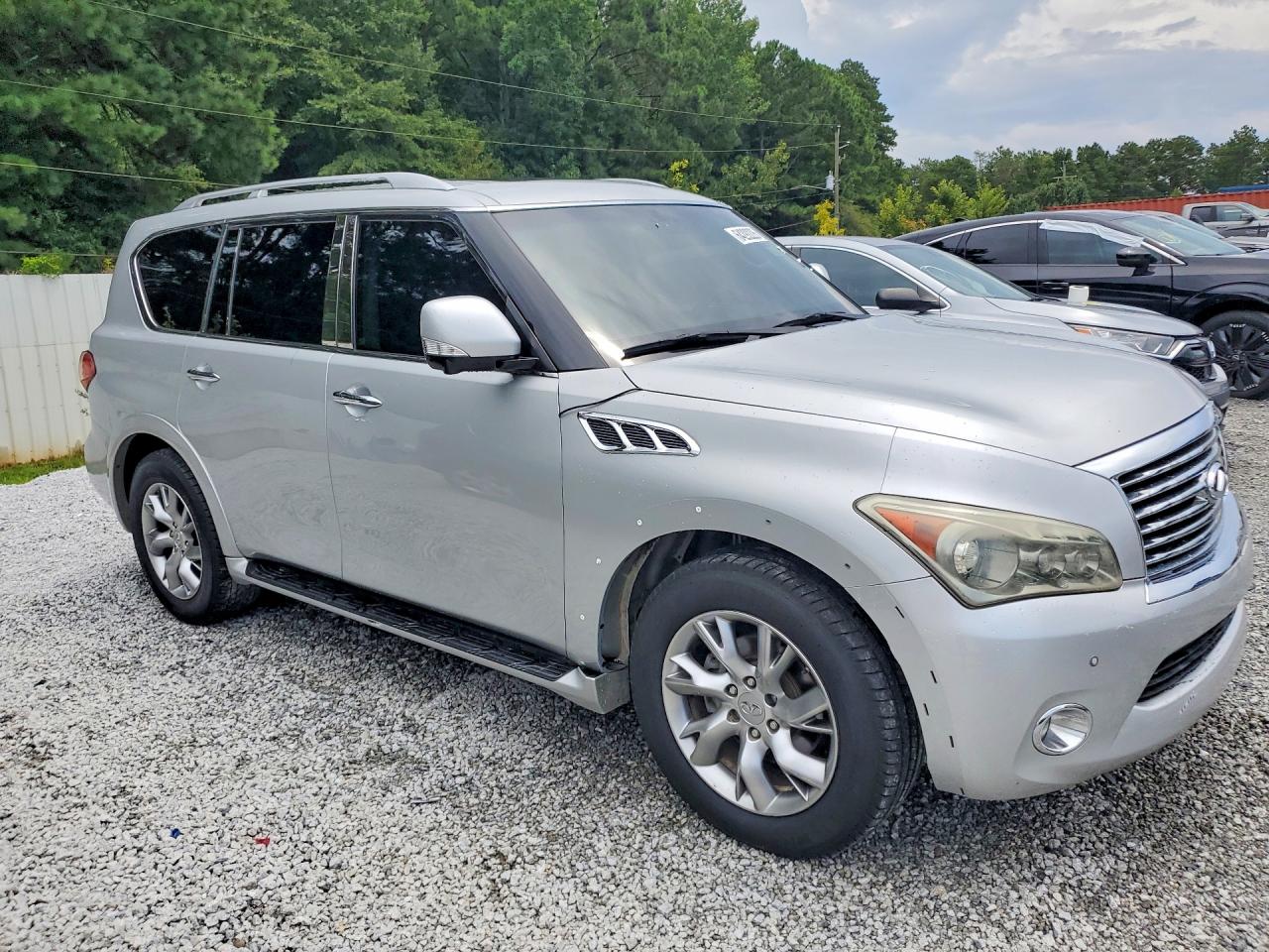 JN8AZ2NC1B9300285 · 2011 INFINITI QX56 · 4/13
