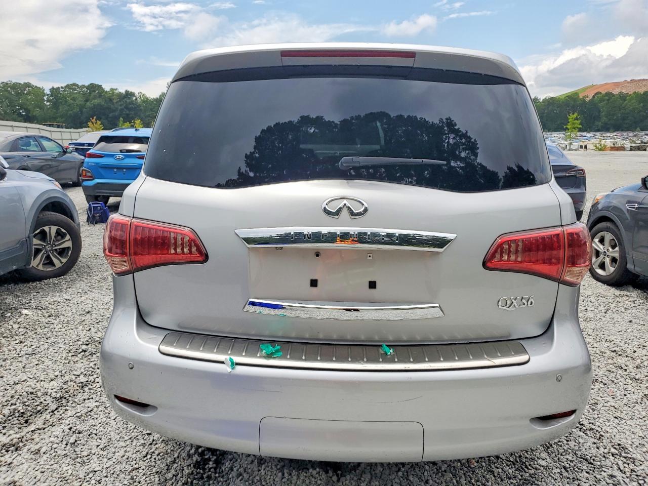 JN8AZ2NC1B9300285 · 2011 INFINITI QX56 · 6/13
