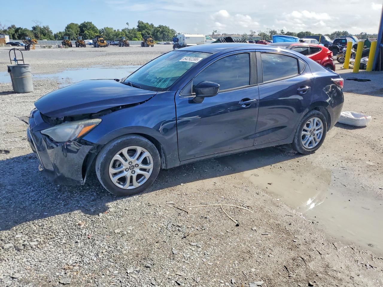 3MYDLBYVXJY305650 · 2018 TOYOTA YARIS IA