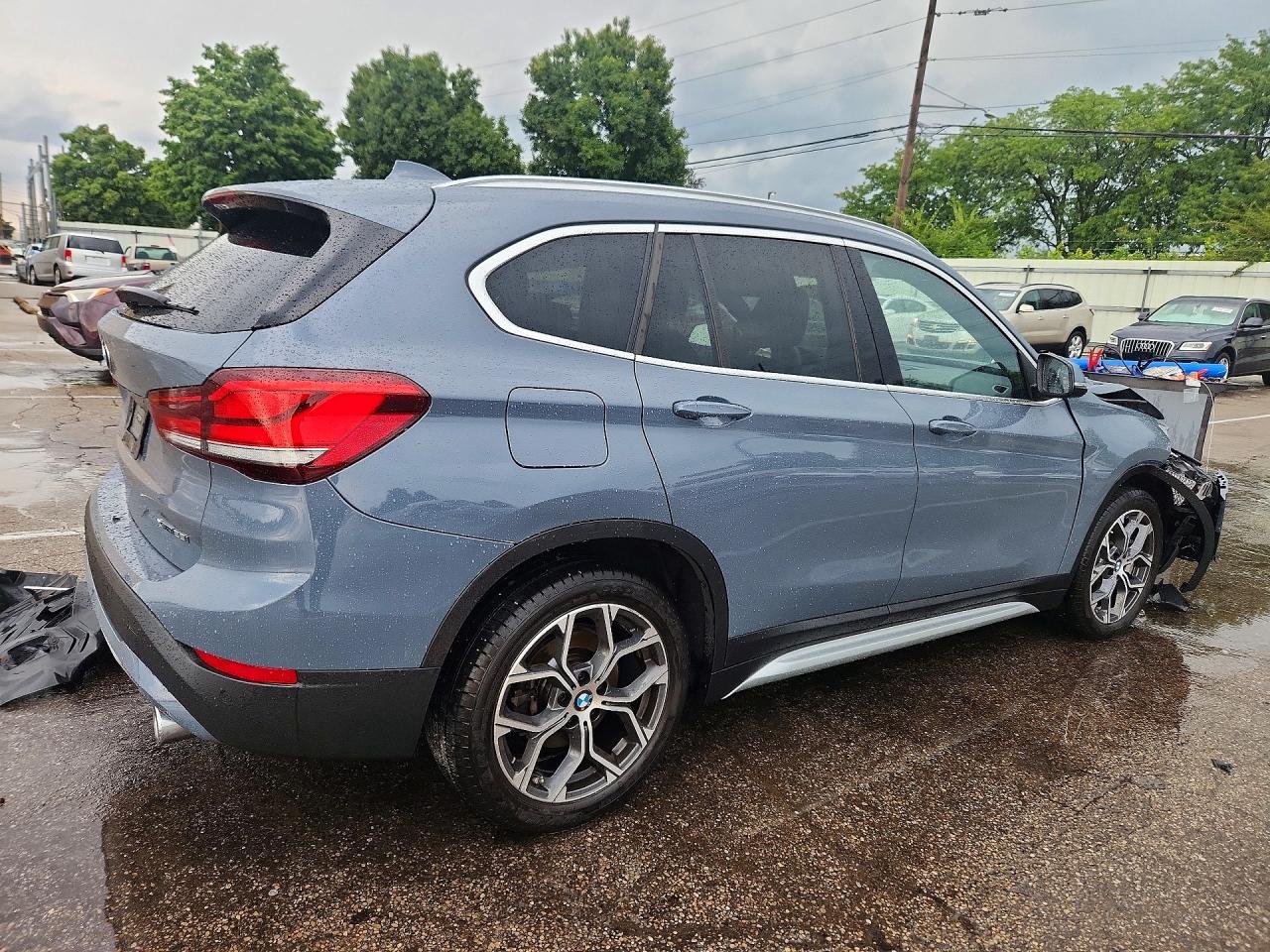 WBXJG9C01M5T74807 · 2021 BMW X1 · 3/13