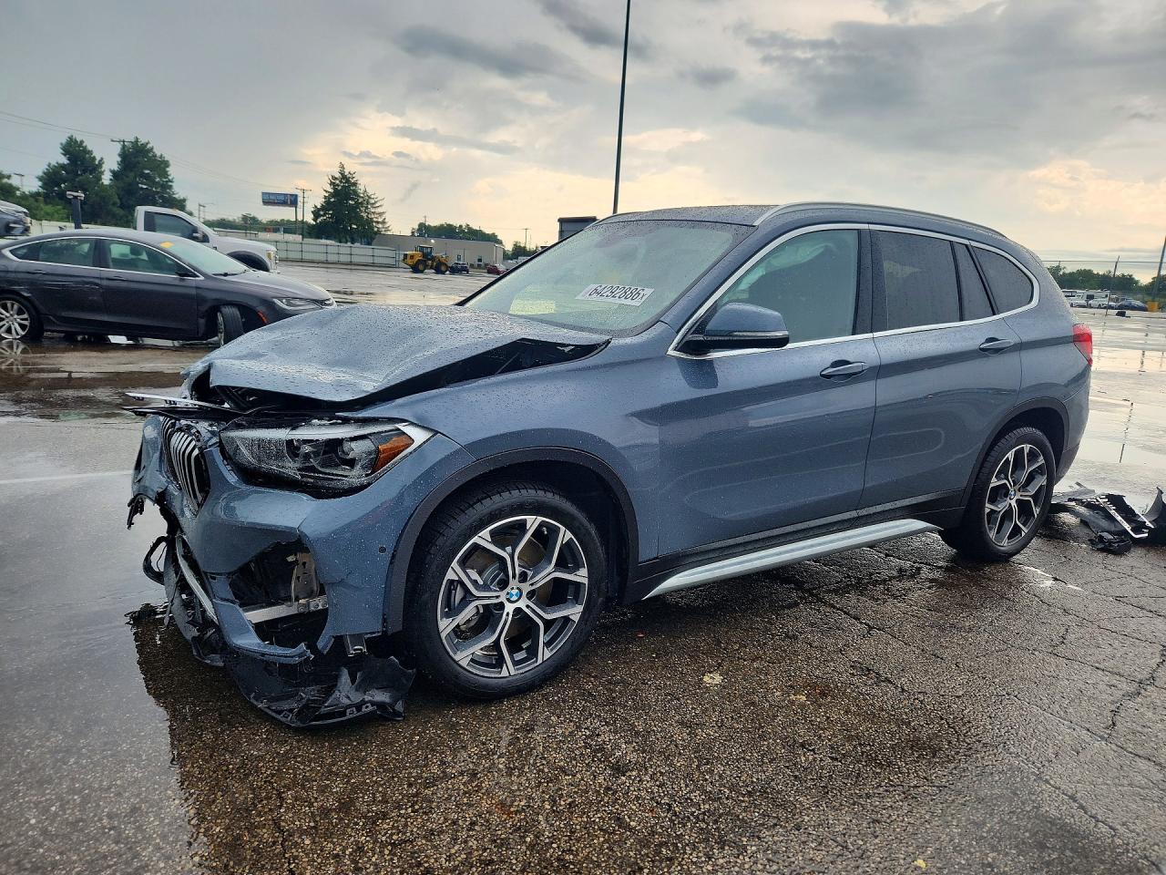 WBXJG9C01M5T74807 · 2021 BMW X1
