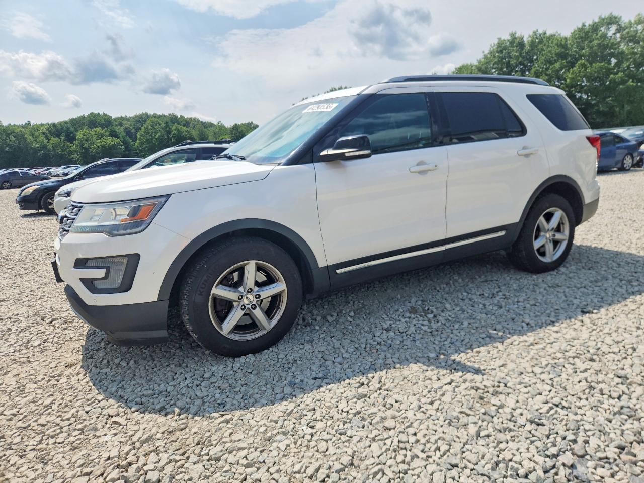 1FM5K8DH1GGB00944 · 2016 FORD EXPLORER