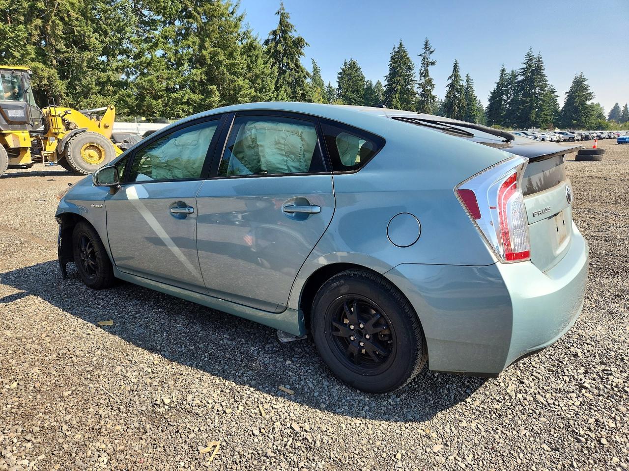 JTDKN3DU2F1914830 · 2015 TOYOTA PRIUS · 2/12