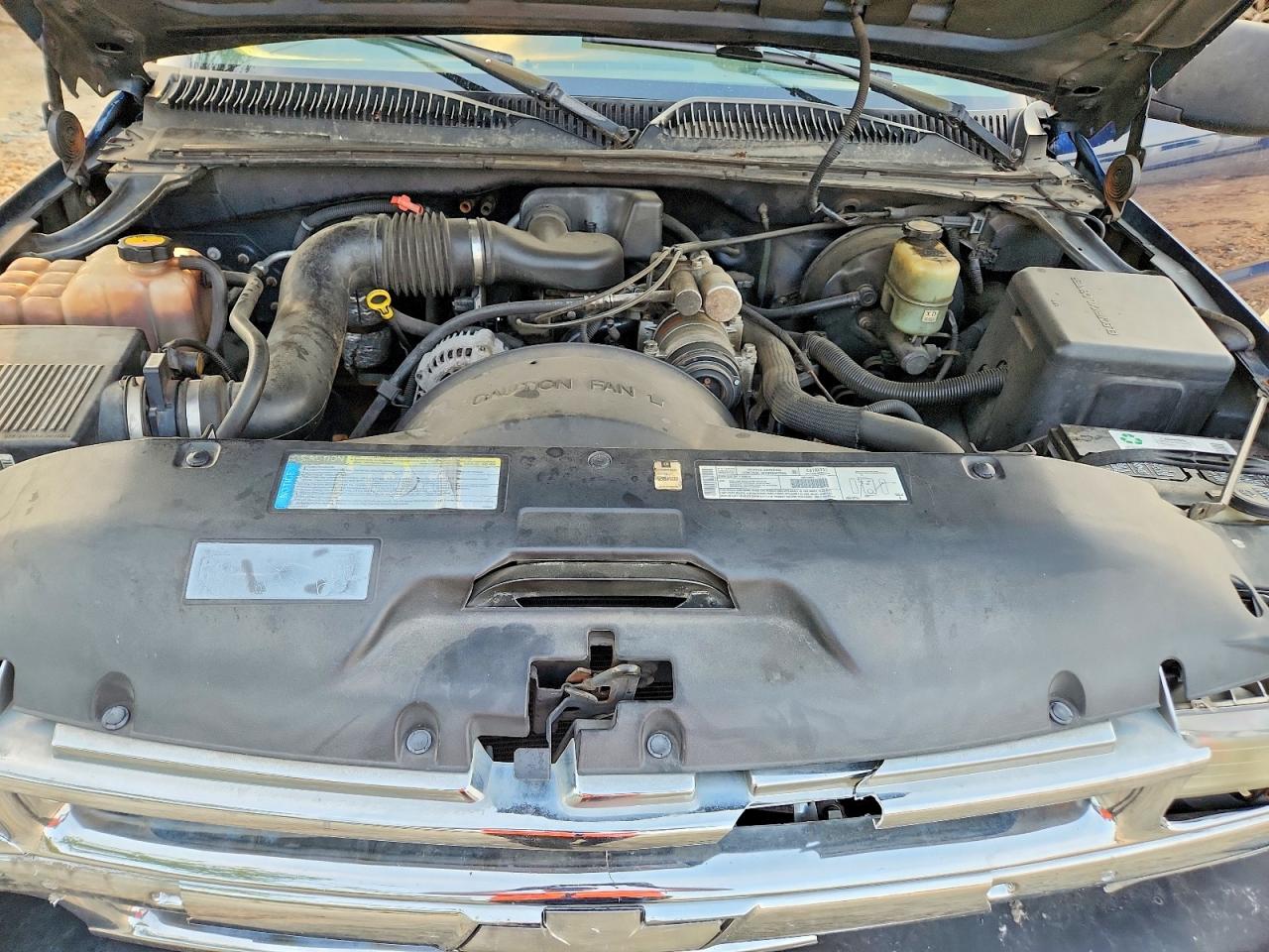 1GCEC14W4YZ257252 · 2000 CHEVROLET SILVERADO · 11/12