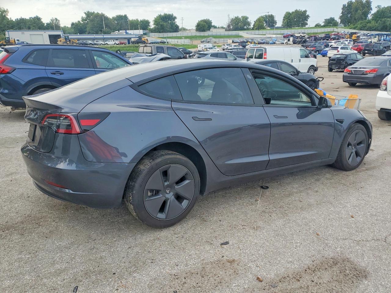 5YJ3E1EA8PF624937 · 2023 TESLA MODEL 3 · 3/12
