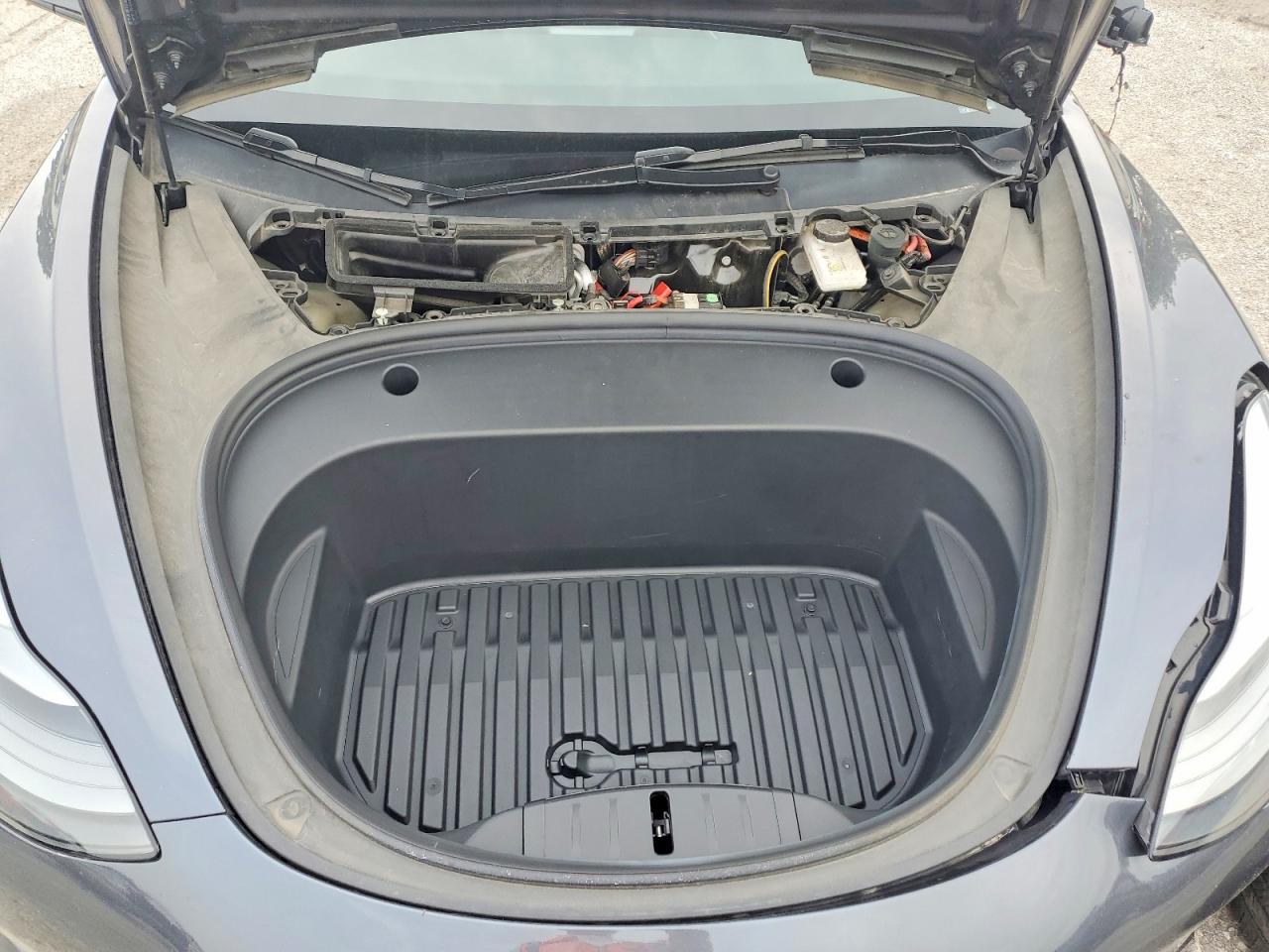 5YJ3E1EA8PF624937 · 2023 TESLA MODEL 3 · 11/12