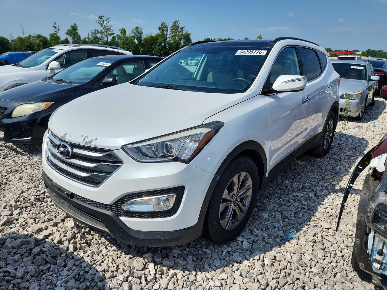 5XYZU3LB5GG335978 · 2016 HYUNDAI SANTA FE