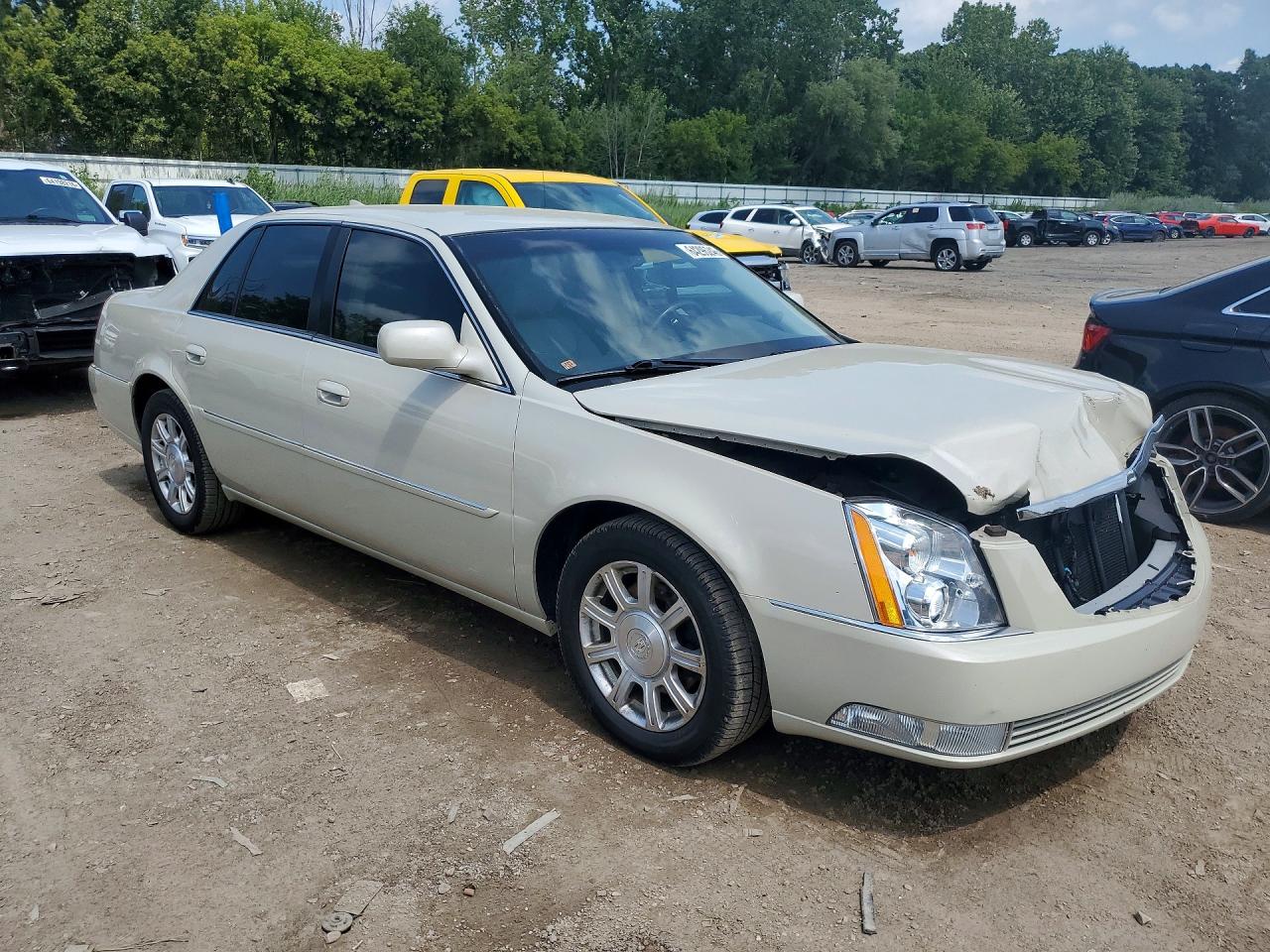 1G6KA5E62BU119229 · 2011 CADILLAC DTS · 4/12