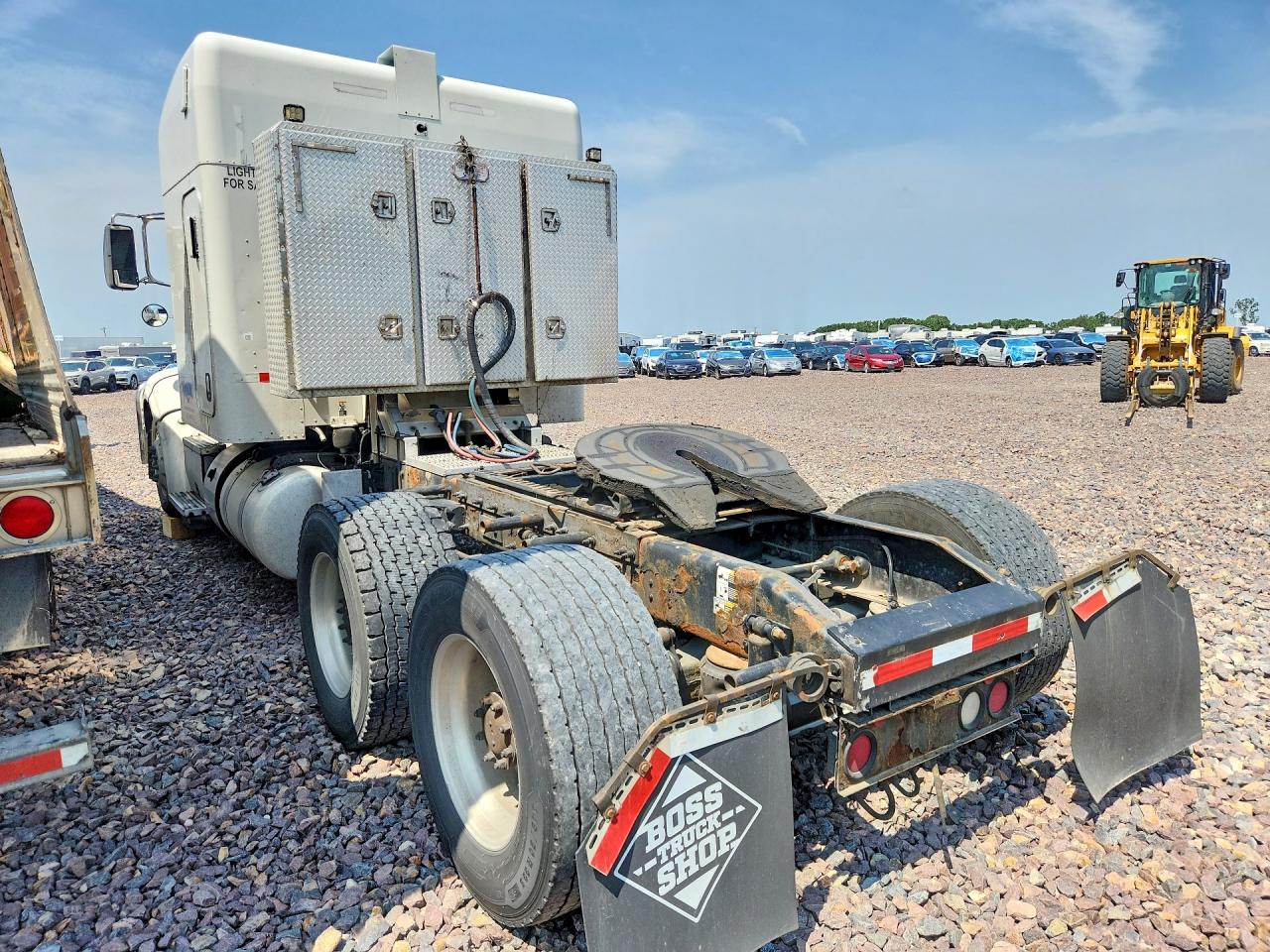 1XPVDP9X0DD187305 · 2013 PETERBILT 384 · 2/14