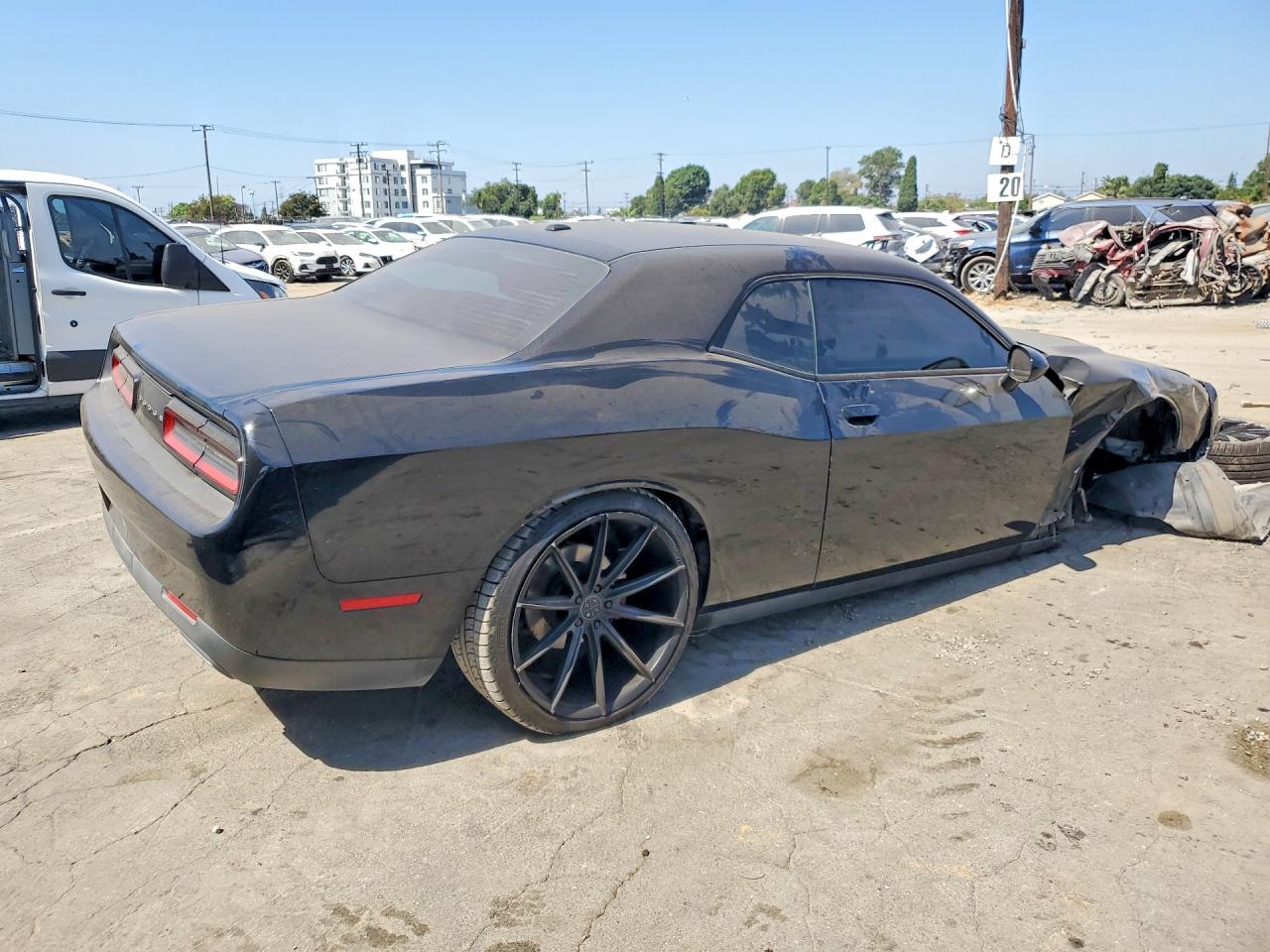 2C3CDZAG7GH201115 · 2016 DODGE CHALLENGER · 3/13