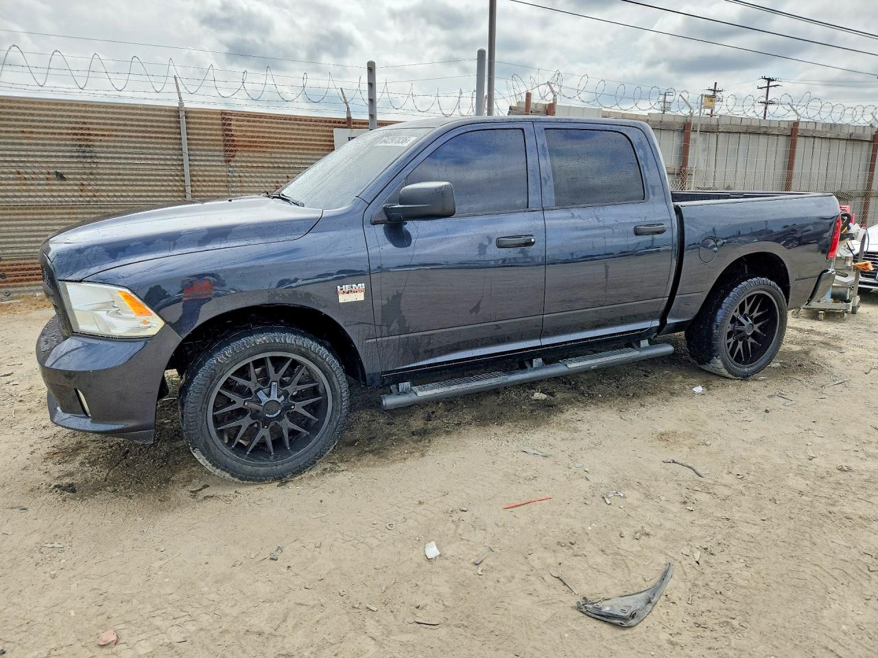 1C6RR6KT0ES345524 · 2014 RAM 1500