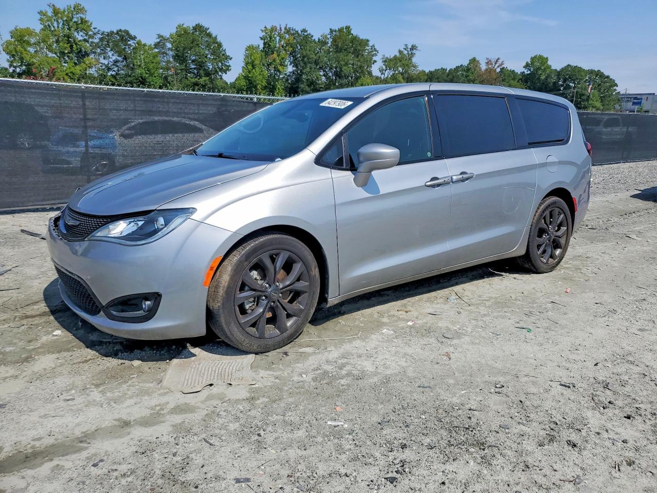 2C4RC1FGXKR593805 · 2019 CHRYSLER PACIFICA