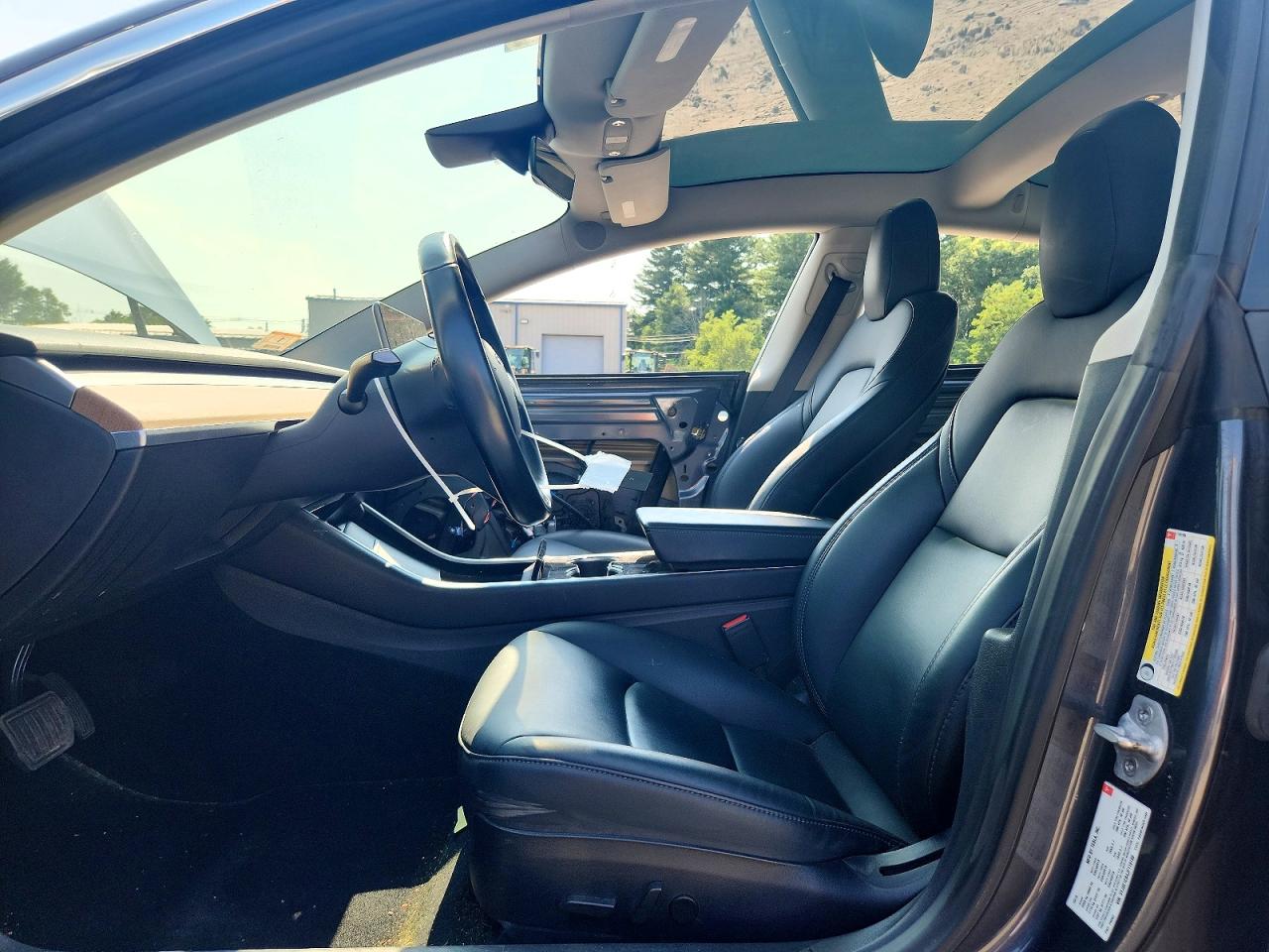 5YJ3E1EB4JF119199 · 2018 TESLA MODEL 3 · 7/13