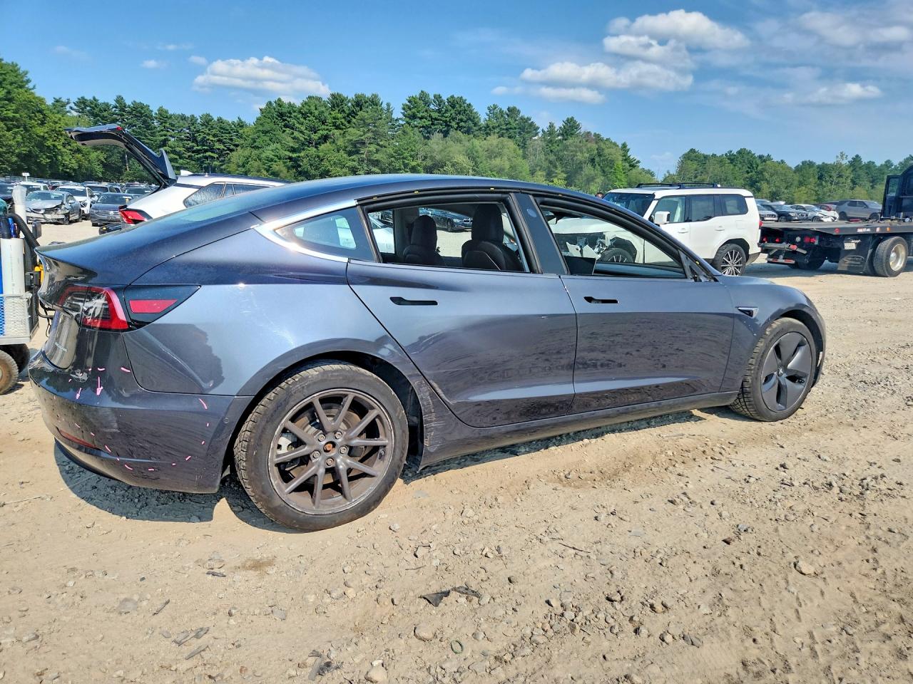 5YJ3E1EB4JF119199 · 2018 TESLA MODEL 3 · 3/13