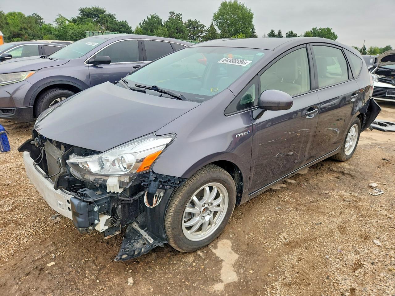 JTDZN3EU4FJ038761 · 2015 TOYOTA PRIUS V