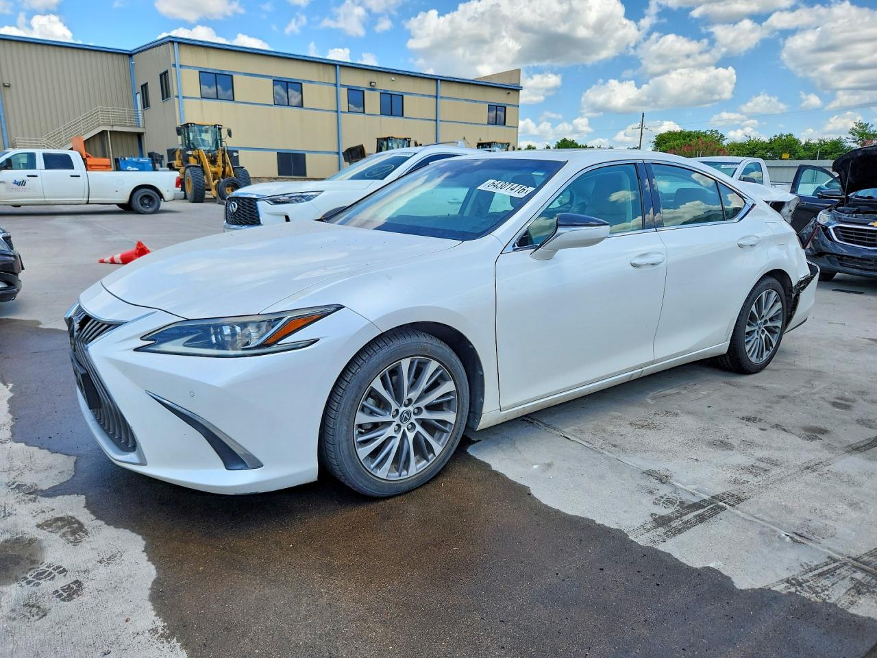 58ABZ1B17KU041946 · 2019 LEXUS ES