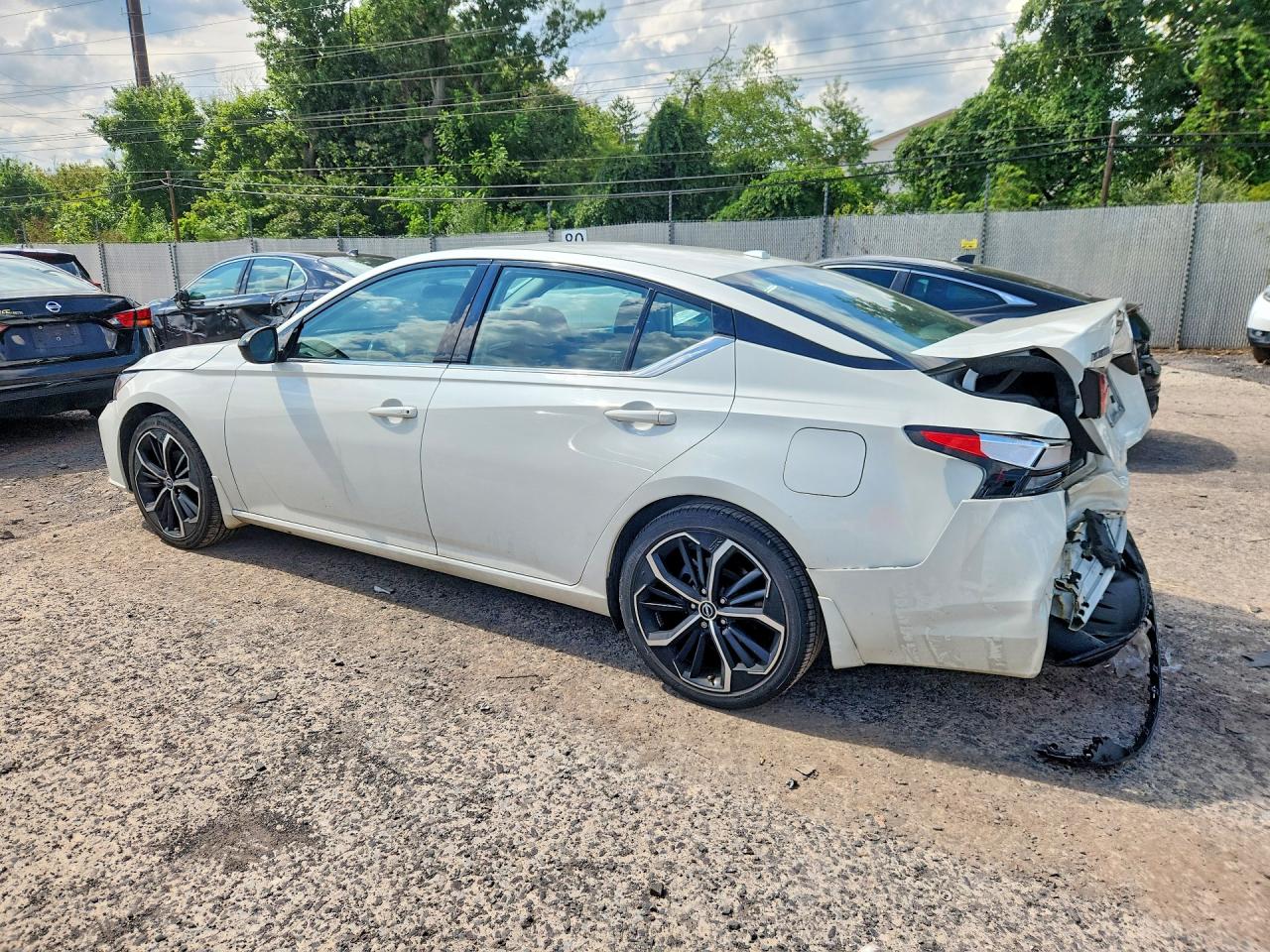 1N4BL4CV2RN424025 · 2024 NISSAN ALTIMA · 2/12