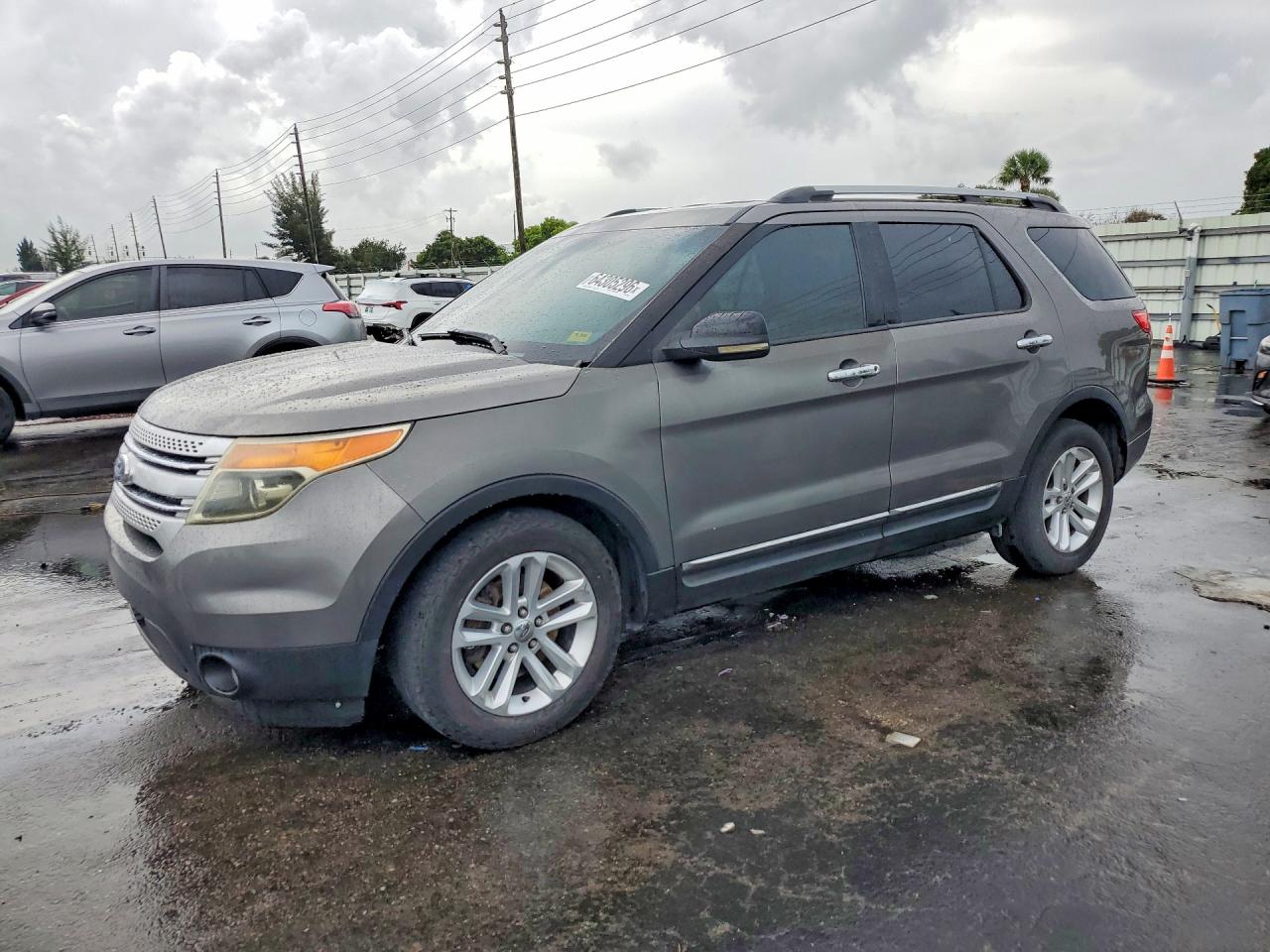 1FMHK7D82BGA94300 · 2011 FORD EXPLORER