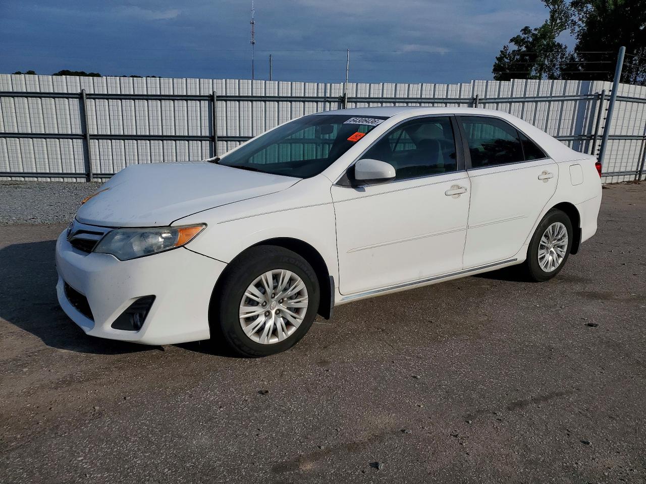4T4BF1FK7DR282725 · 2013 TOYOTA CAMRY