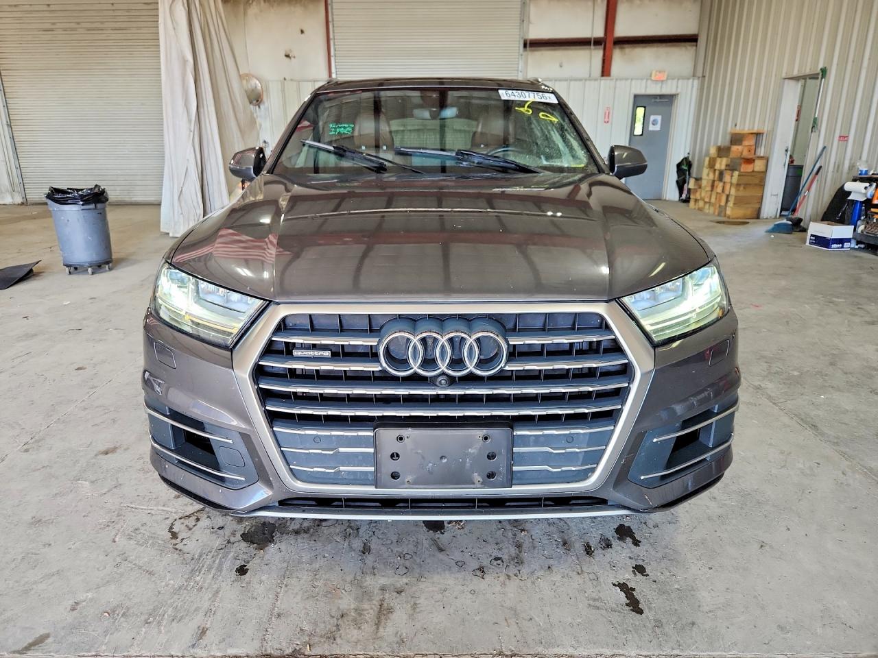 WA1LAAF70JD042404 · 2018 AUDI Q7 · 5/13