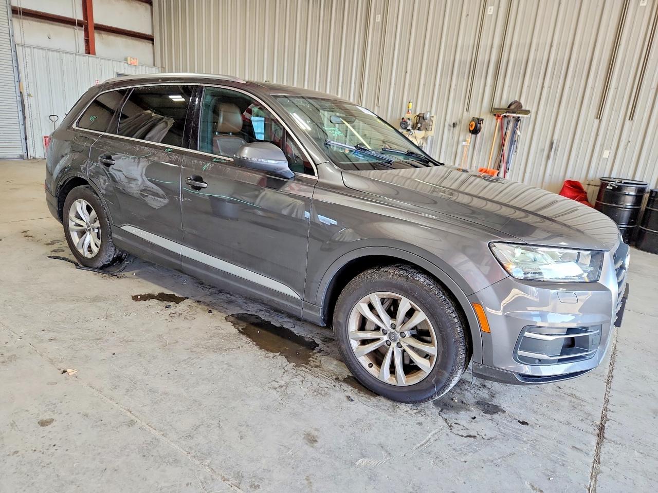 WA1LAAF70JD042404 · 2018 AUDI Q7 · 4/13