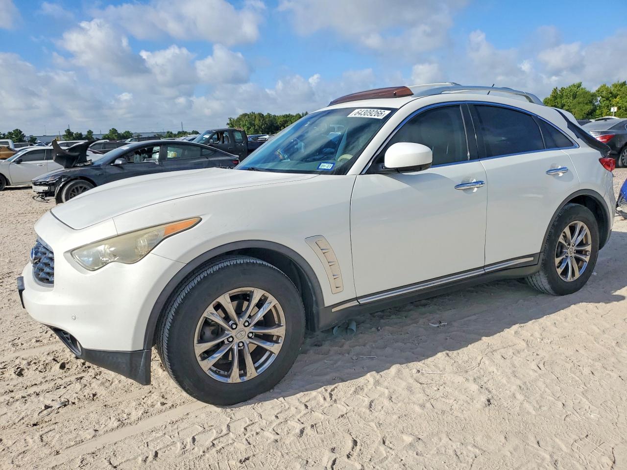 JN8AS1MU0AM802063 · 2010 INFINITI FX35