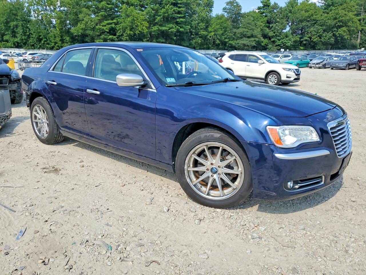 2C3CCASG0DH564788 · 2013 CHRYSLER 300C · 4/13