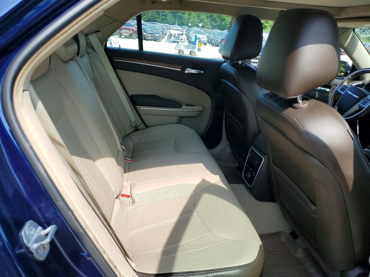 2C3CCASG0DH564788 · 2013 CHRYSLER 300C · 10/13