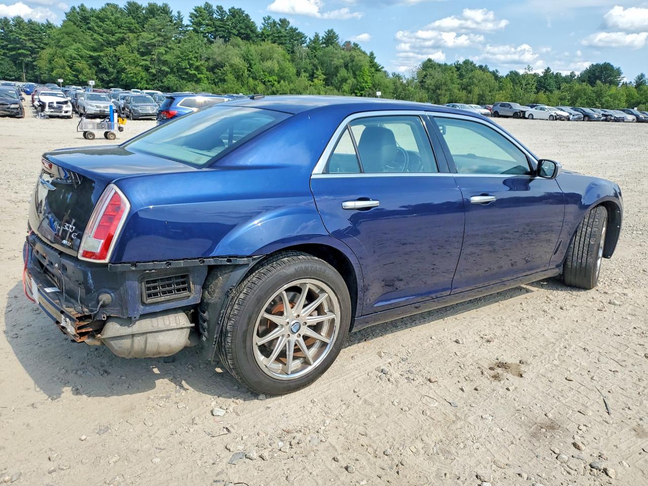 2C3CCASG0DH564788 · 2013 CHRYSLER 300C · 3/13