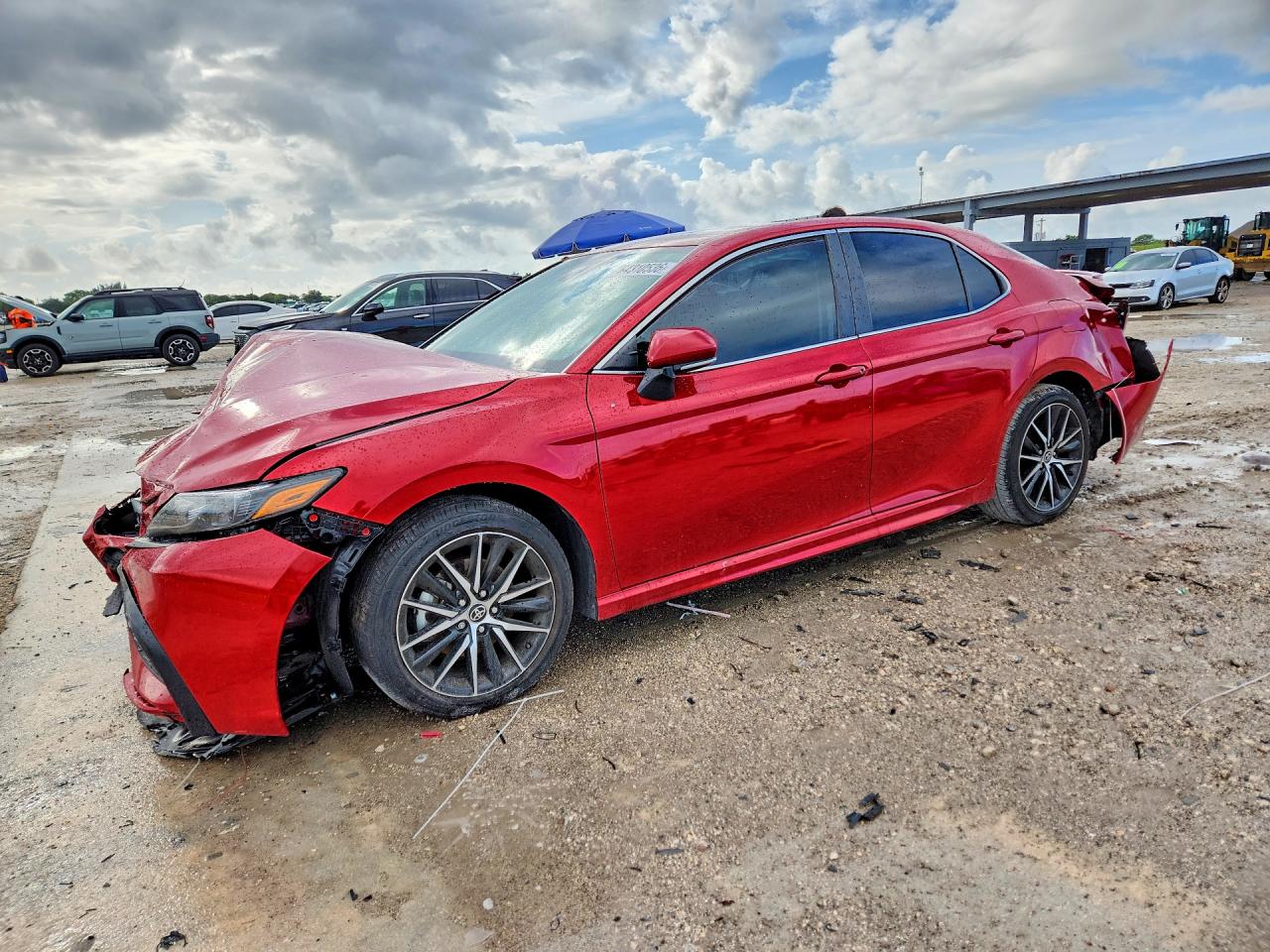 4T1G11AK7RU236325 · 2024 TOYOTA CAMRY