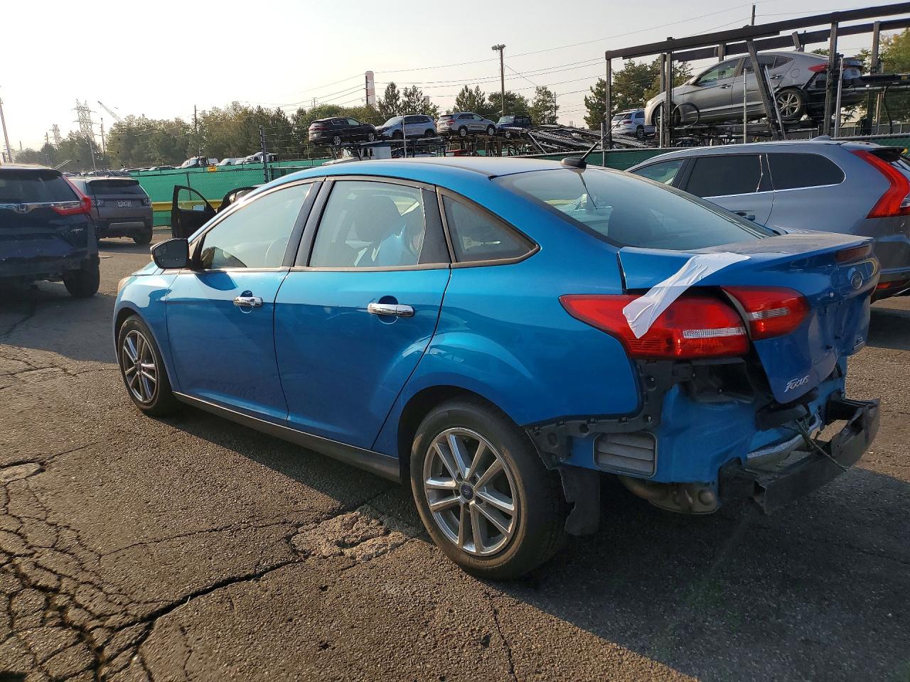 1FADP3F2XGL390708 · 2016 FORD FOCUS · 2/13