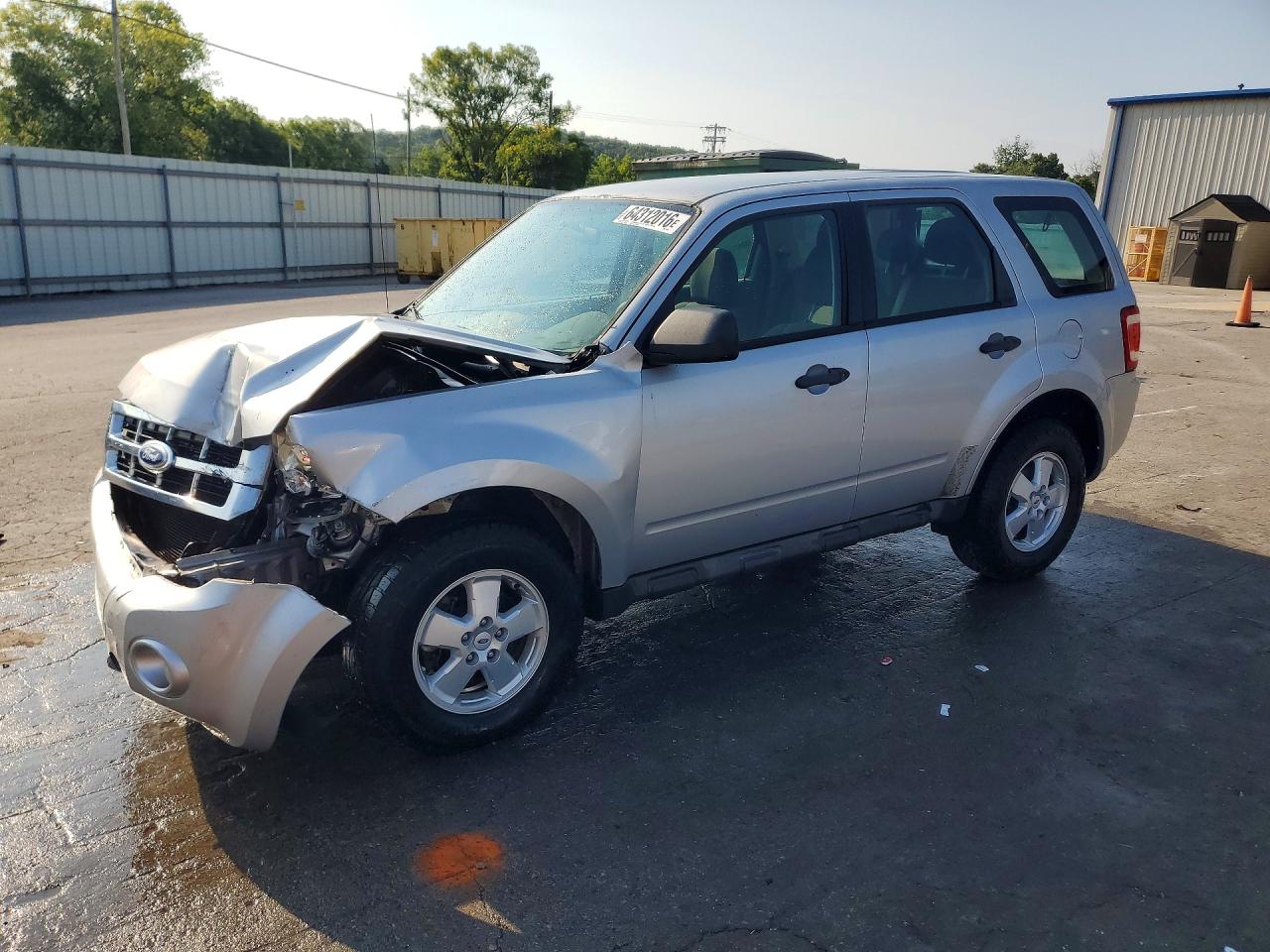 1FMCU0C75BKC21882 · 2011 FORD ESCAPE