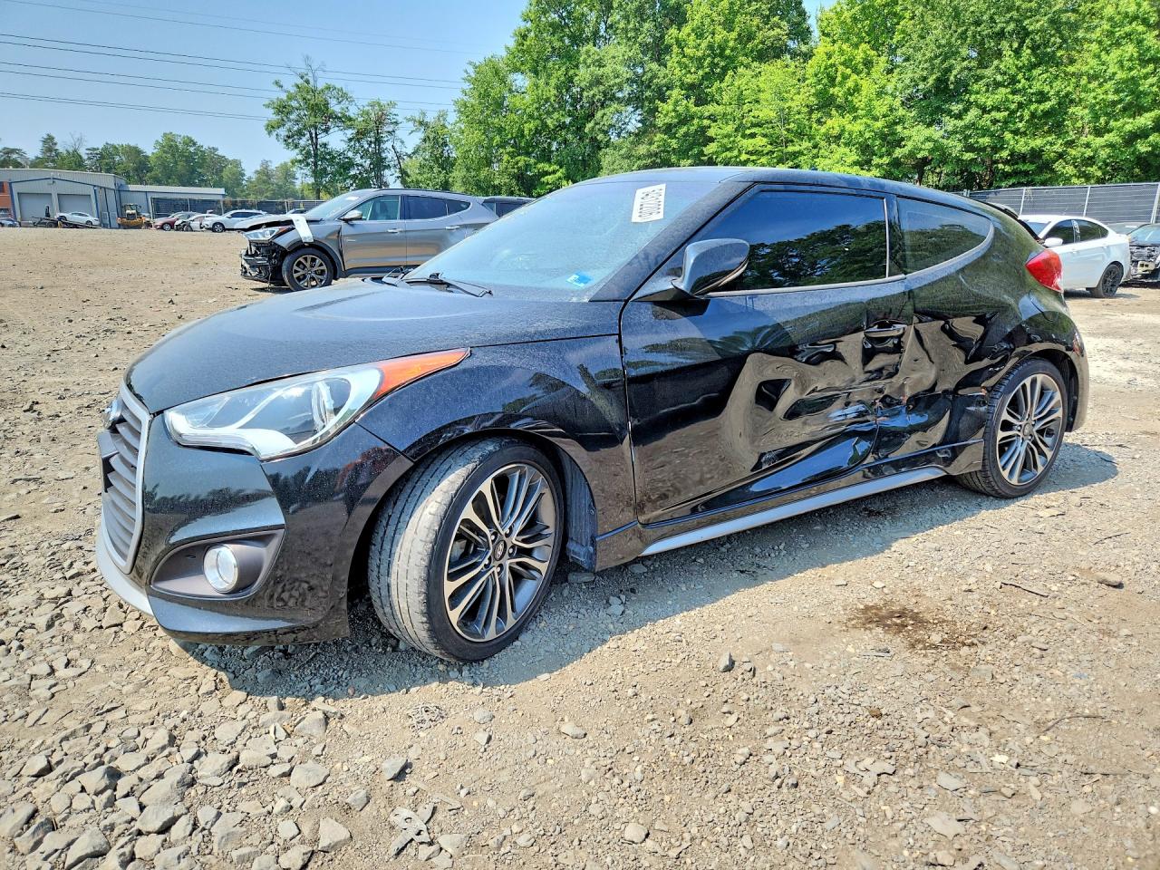 KMHTC6AE0GU280907 · 2016 HYUNDAI VELOSTER