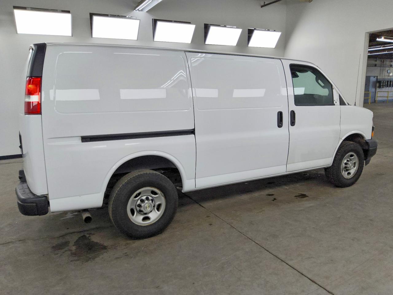 1GCWGAFP9M1302080 · 2021 CHEVROLET EXPRESS G2500 · 3/13