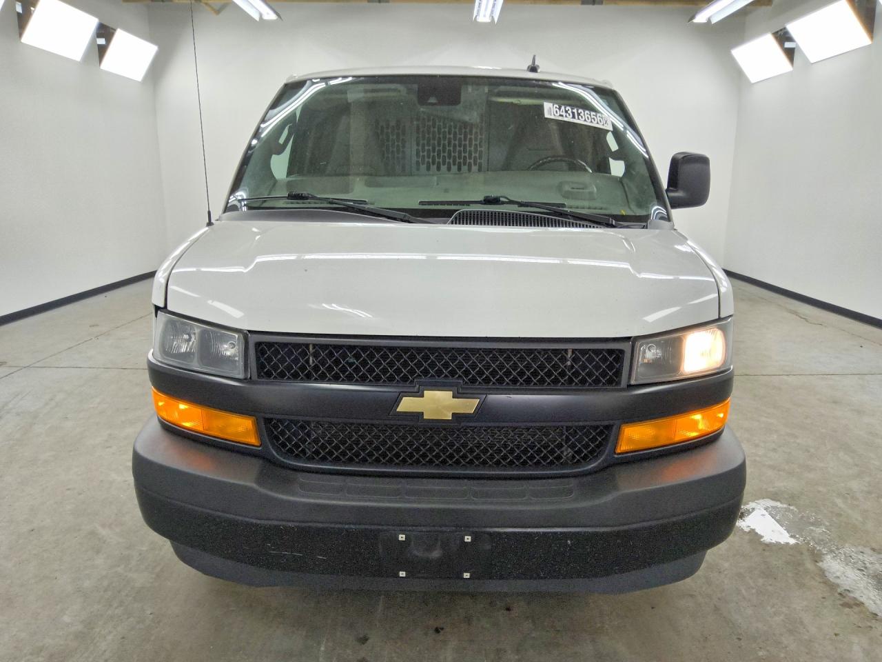 1GCWGAFP9M1302080 · 2021 CHEVROLET EXPRESS G2500 · 5/13