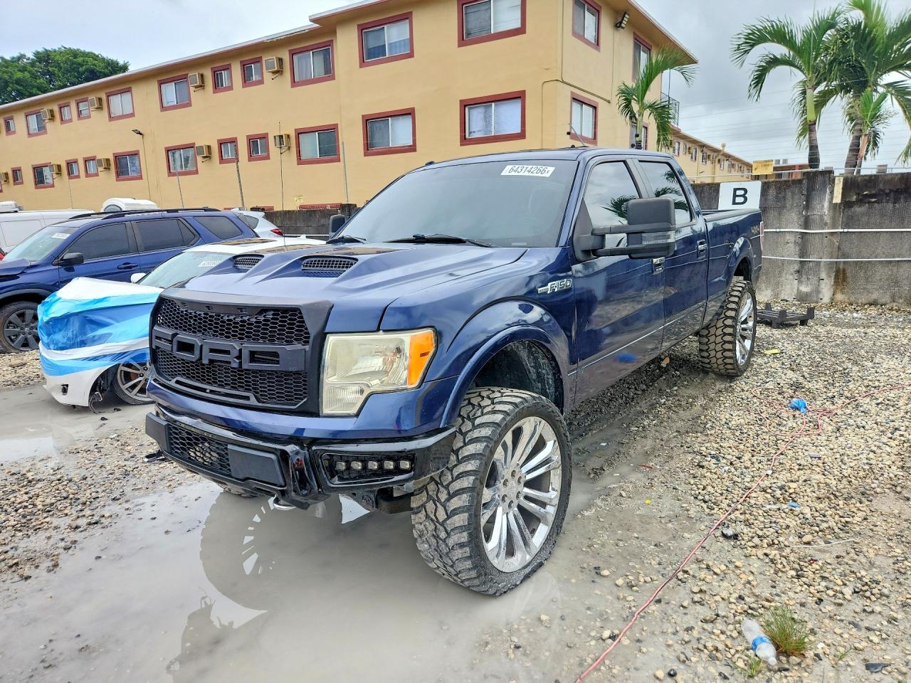 1FTFW1EF1BFB60044 · 2011 FORD F150