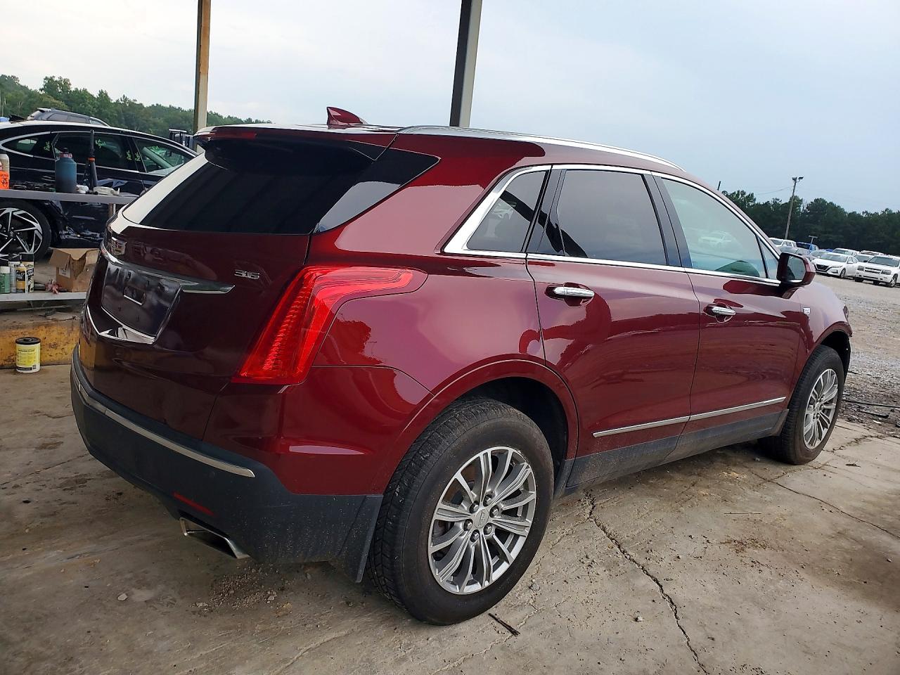 1GYKNBRSXHZ128001 · 2017 CADILLAC XT5 · 3/12