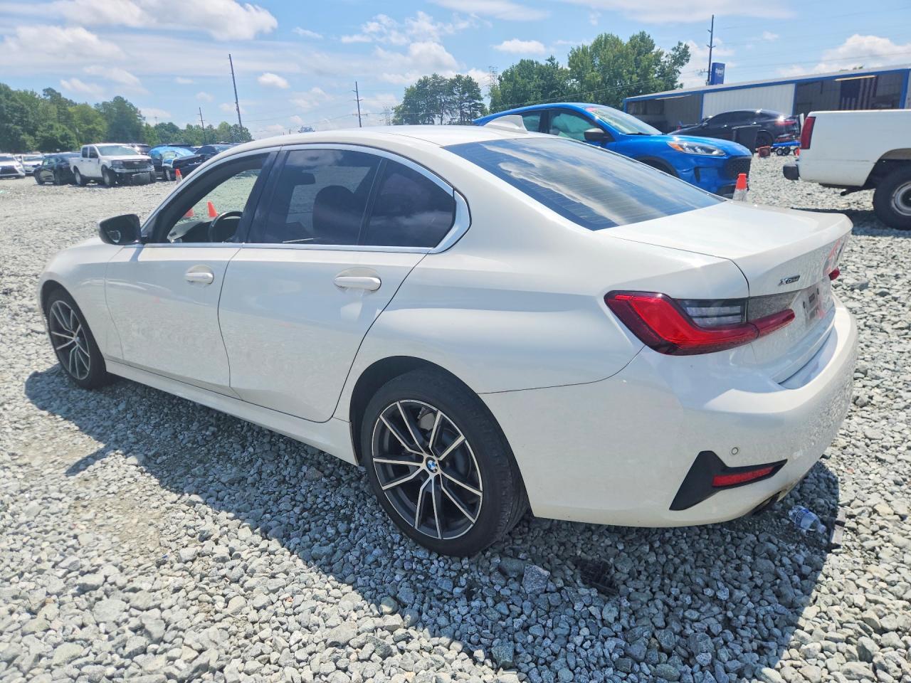3MW5R7J07M8B49582 · 2021 BMW 330XI · 2/12