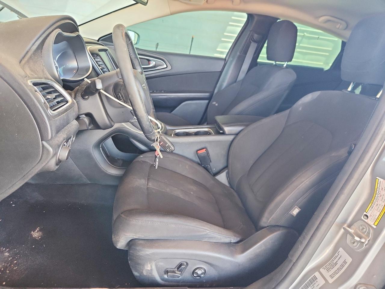 1C3CCCAB2FN646260 · 2015 CHRYSLER 200 · 7/12