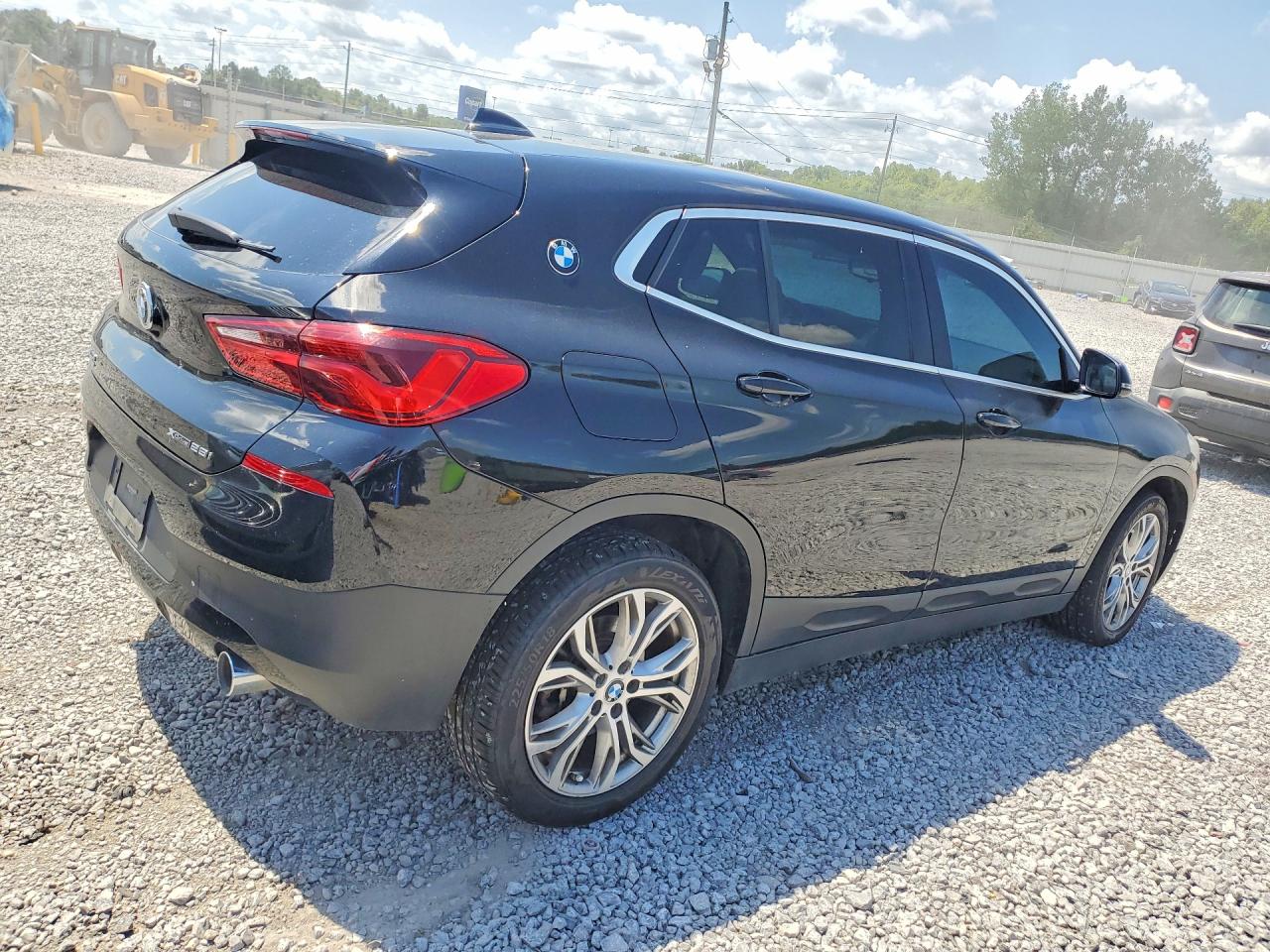 WBXYJ5C37JEF82241 · 2018 BMW X2 · 3/13