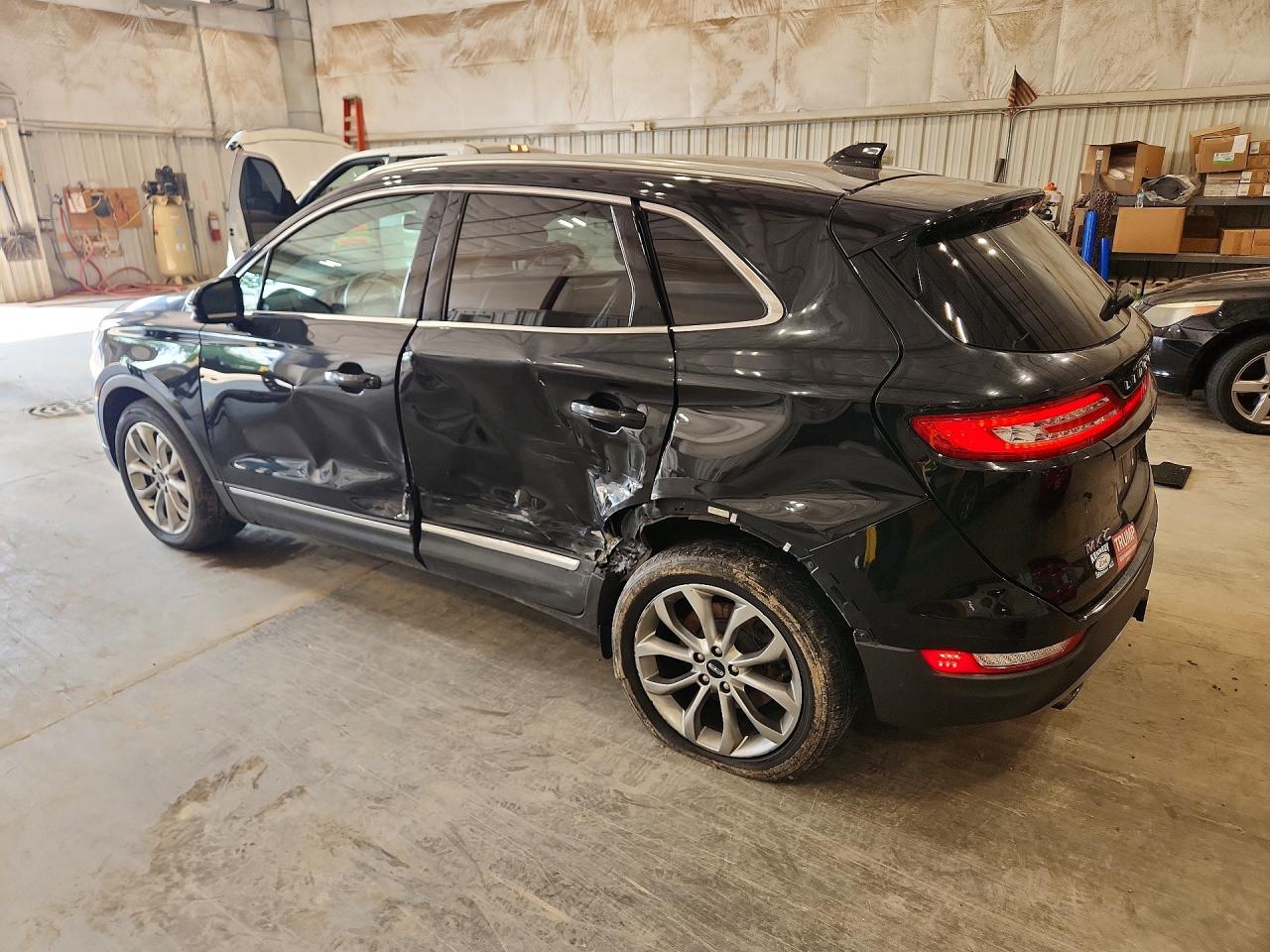 5LMTJ2AH0FUJ04203 · 2015 LINCOLN MKC · 2/13