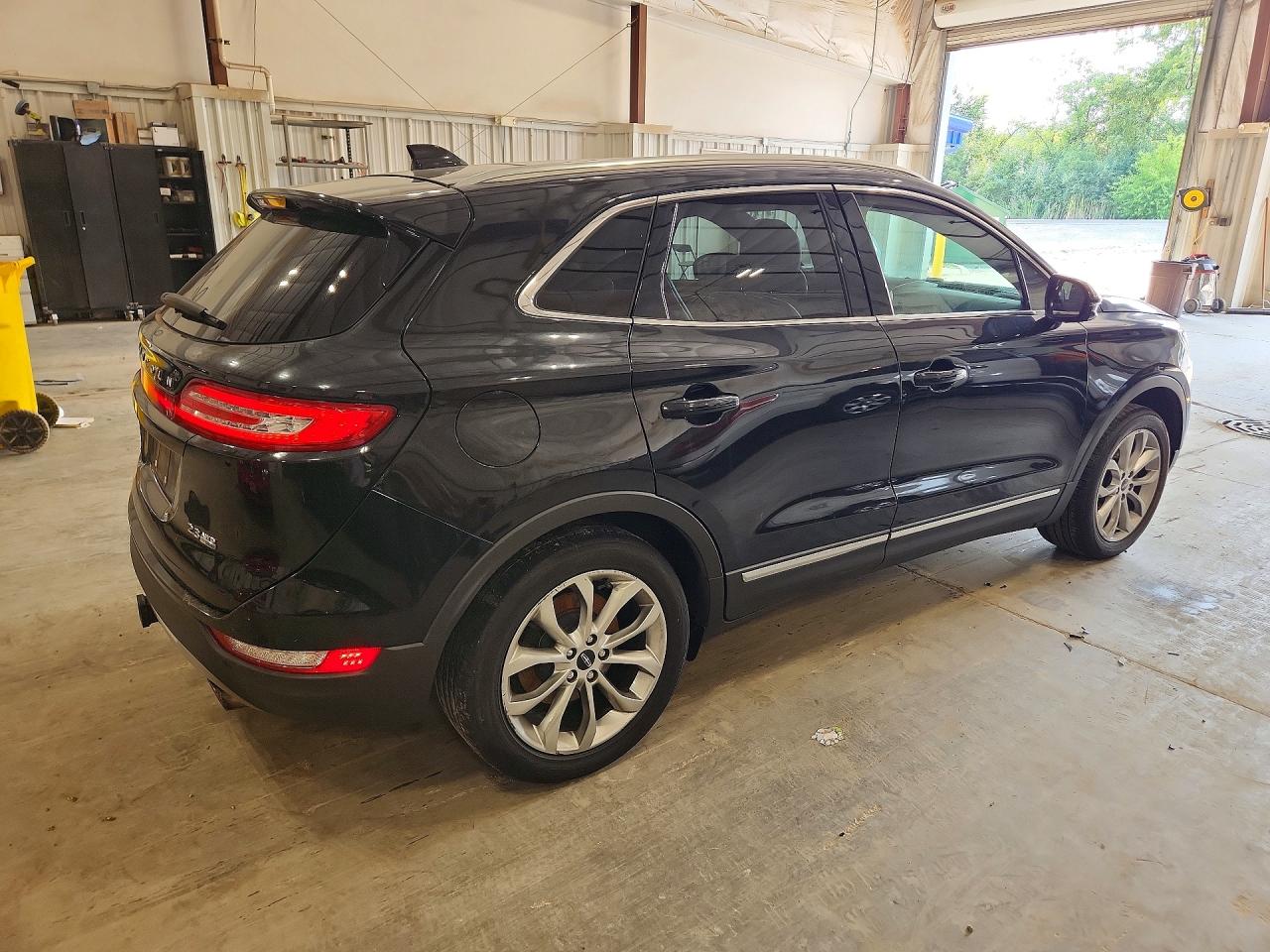 5LMTJ2AH0FUJ04203 · 2015 LINCOLN MKC · 3/13