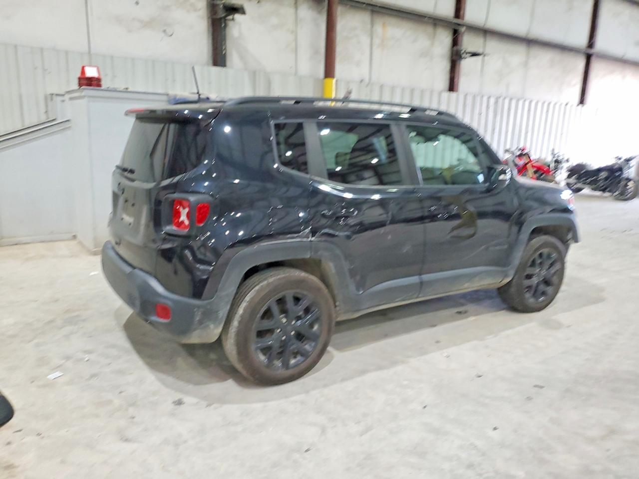 ZACNJDE14NPN47153 · 2022 JEEP RENEGADE · 3/13