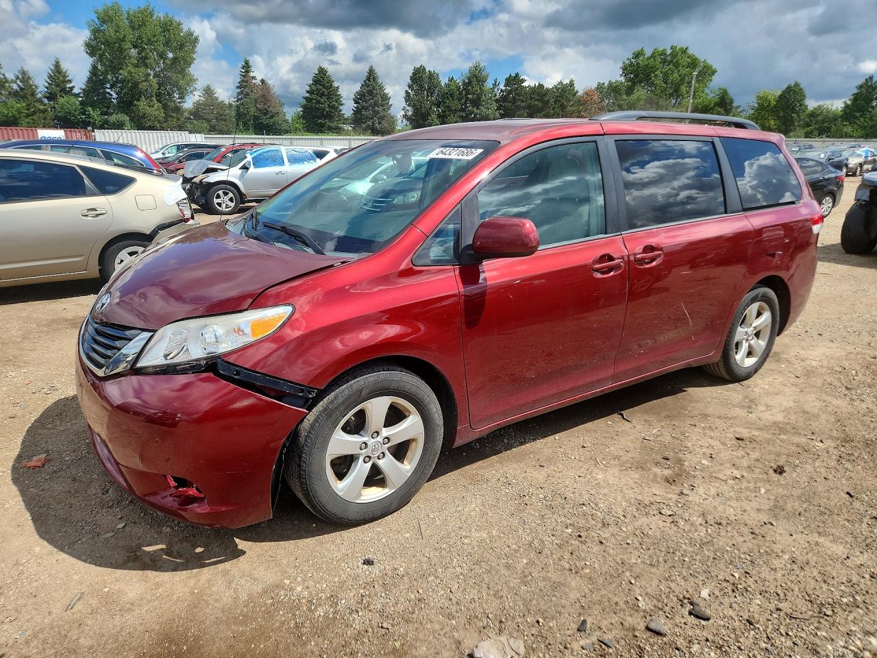 5TDKK3DC9ES516807 · 2014 TOYOTA SIENNA