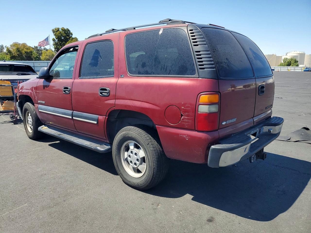 1GNEC13T01J183704 · 2001 CHEVROLET TAHOE · 2/13