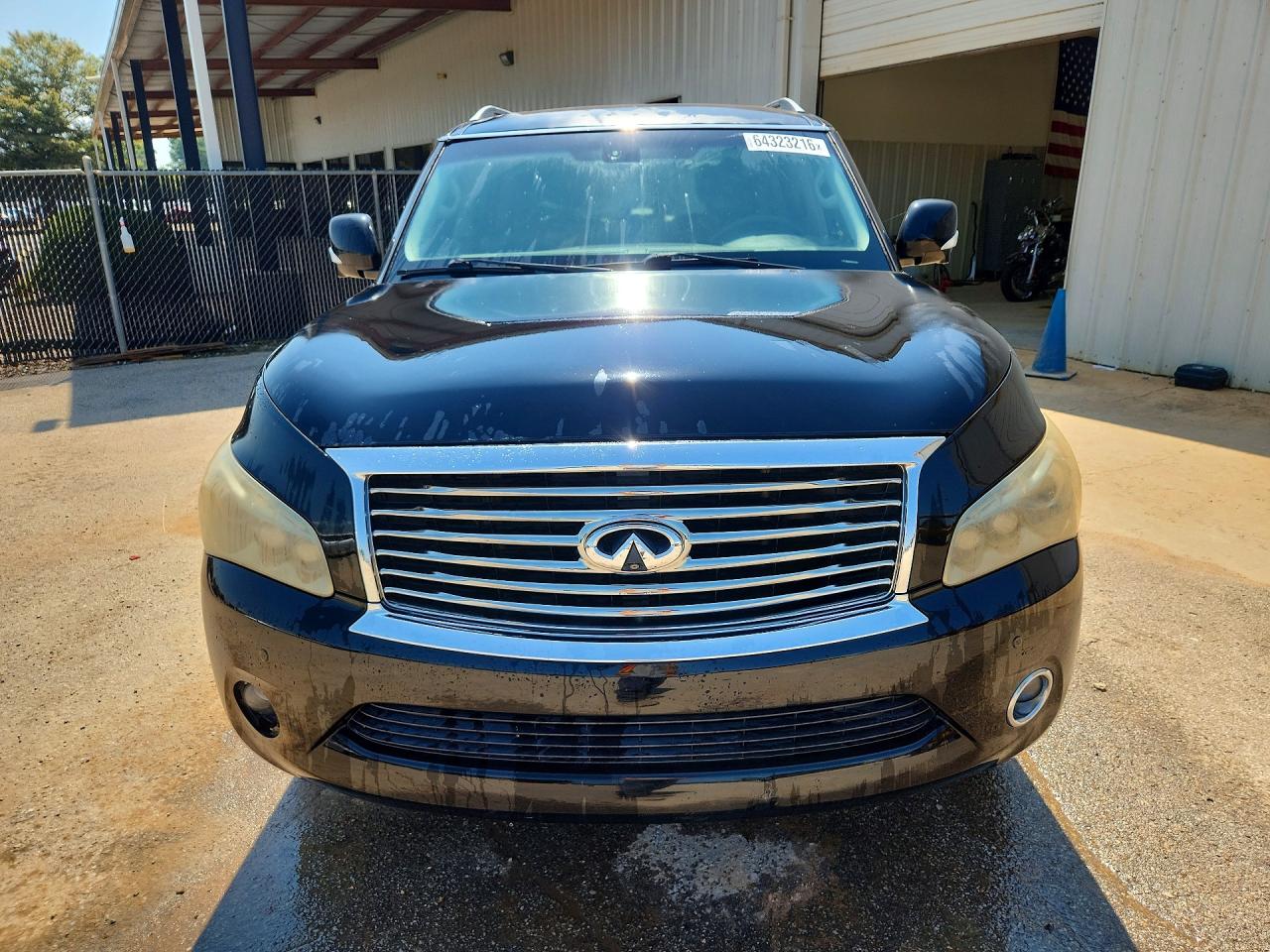JN8AZ2NF2B9504314 · 2011 INFINITI QX56 · 5/13