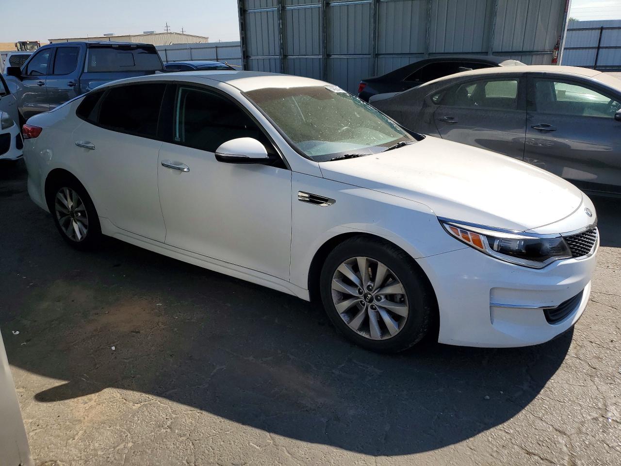 5XXGT4L37GG069618 · 2016 KIA OPTIMA · 4/12