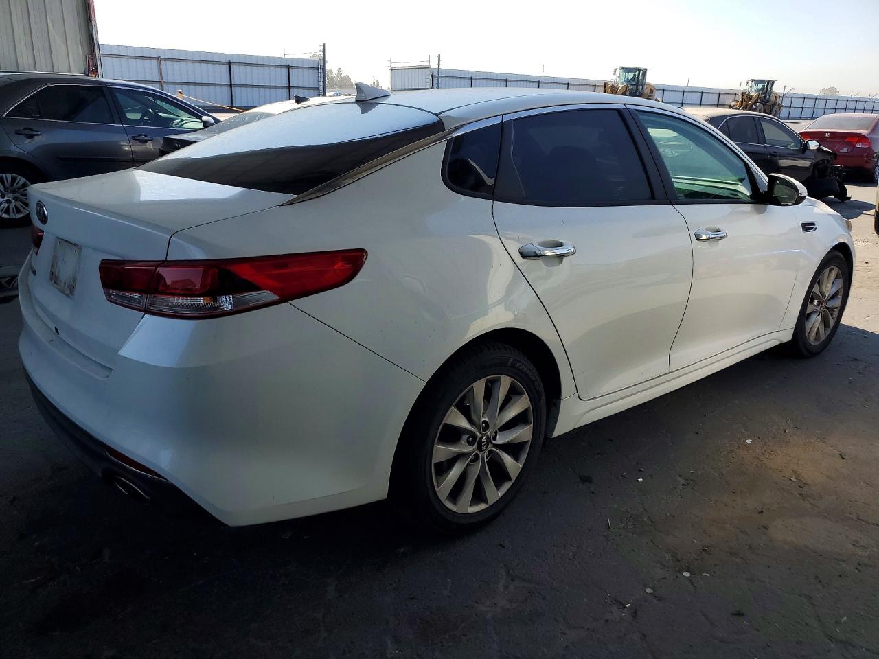 5XXGT4L37GG069618 · 2016 KIA OPTIMA · 3/12