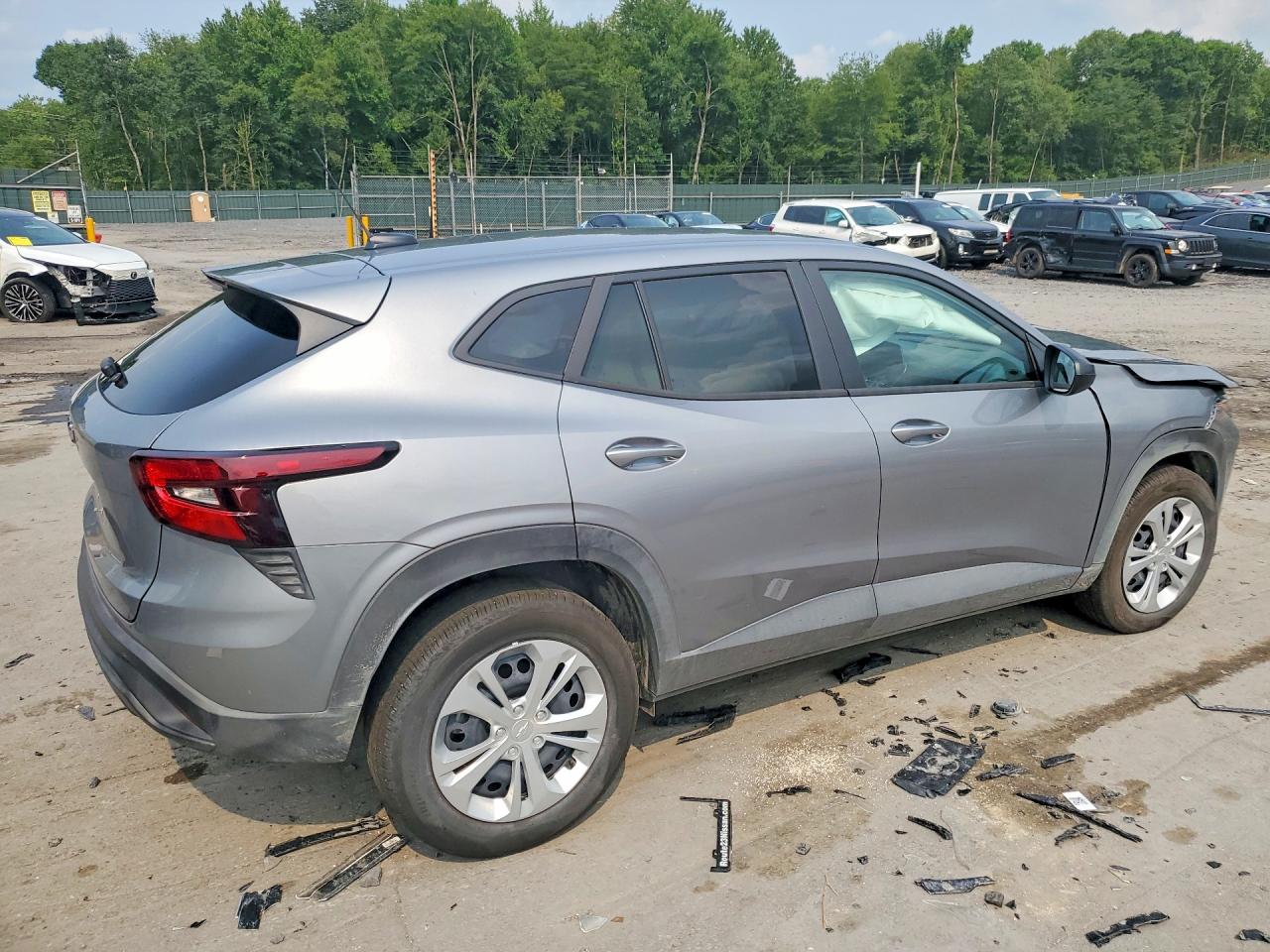KL77LFEP4TC093054 · 2026 CHEVROLET TRAX · 3/13